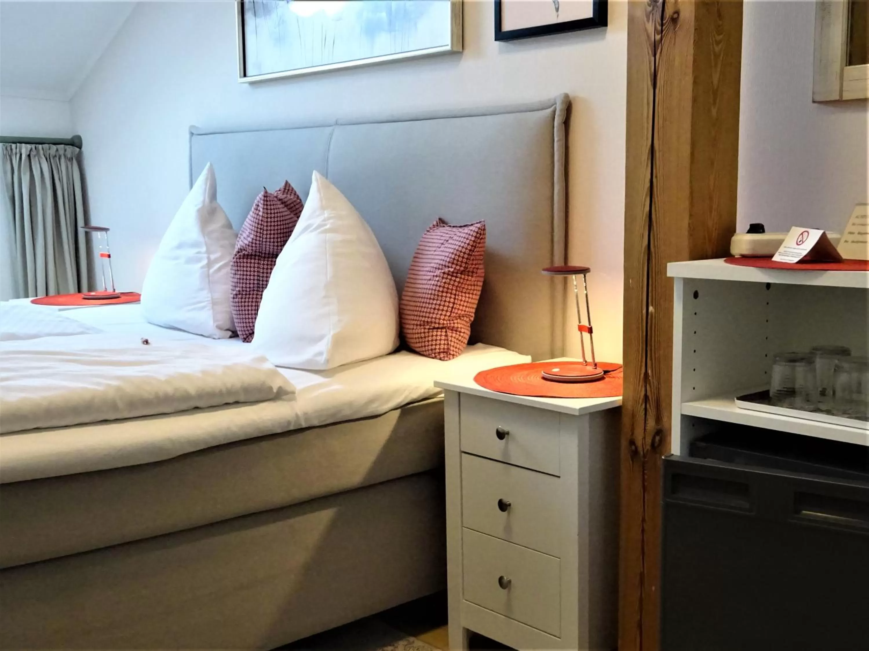 Bed in Hotel Pension Zur Fährbrücke