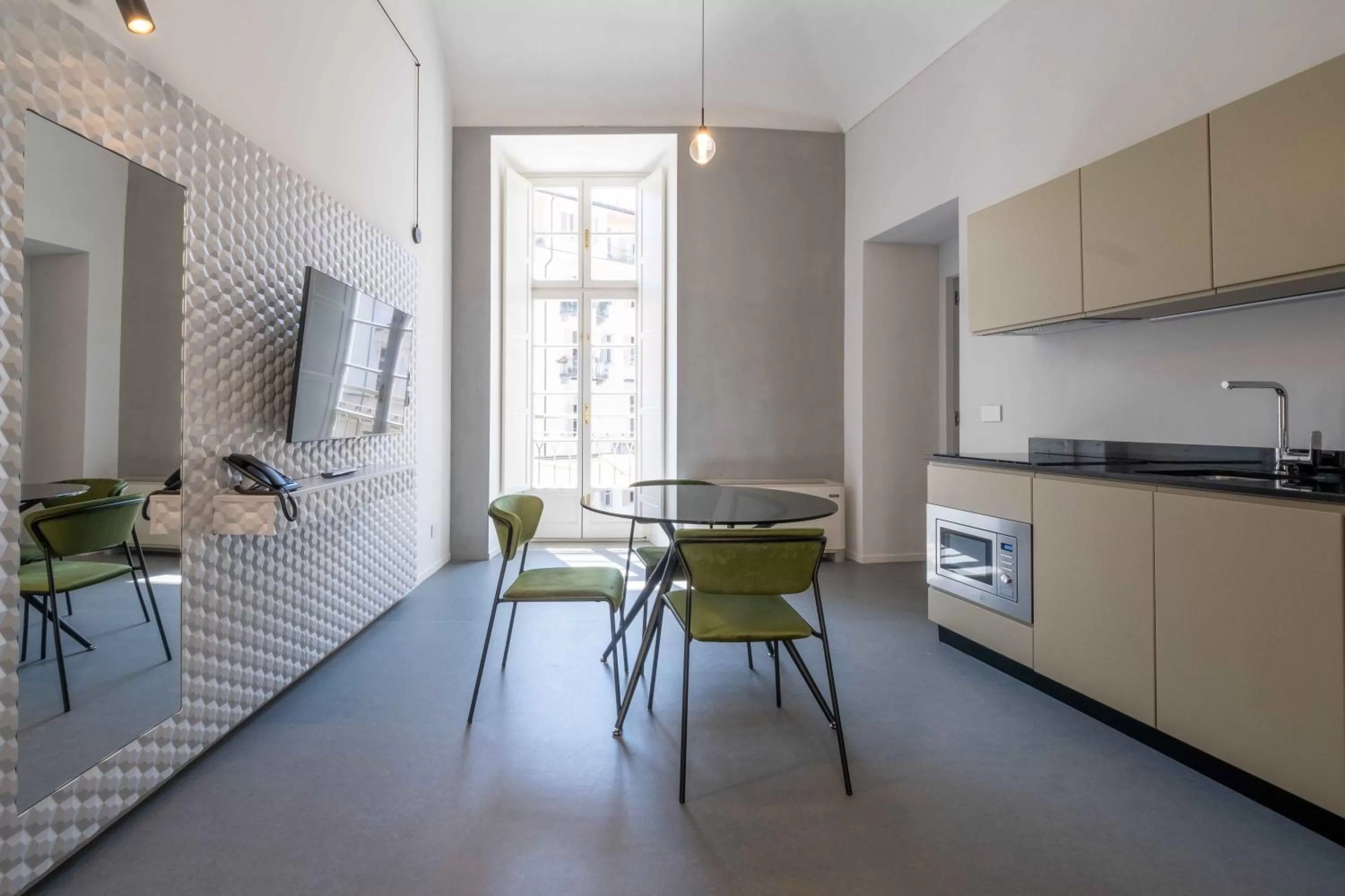 TV and multimedia in Oriana Homèl Torino