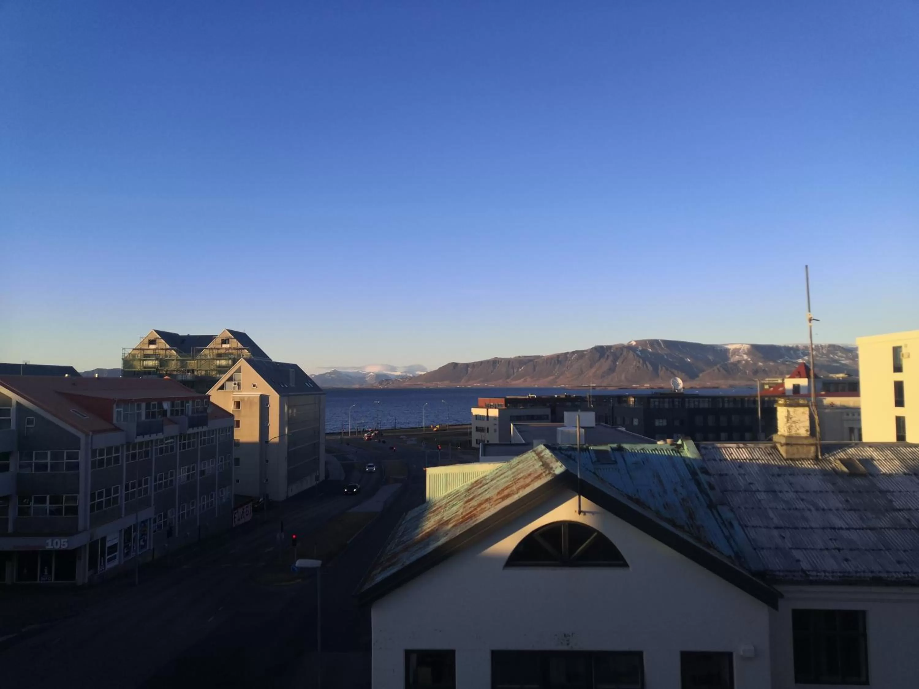 Mountain view in 101 Guesthouse Hotel