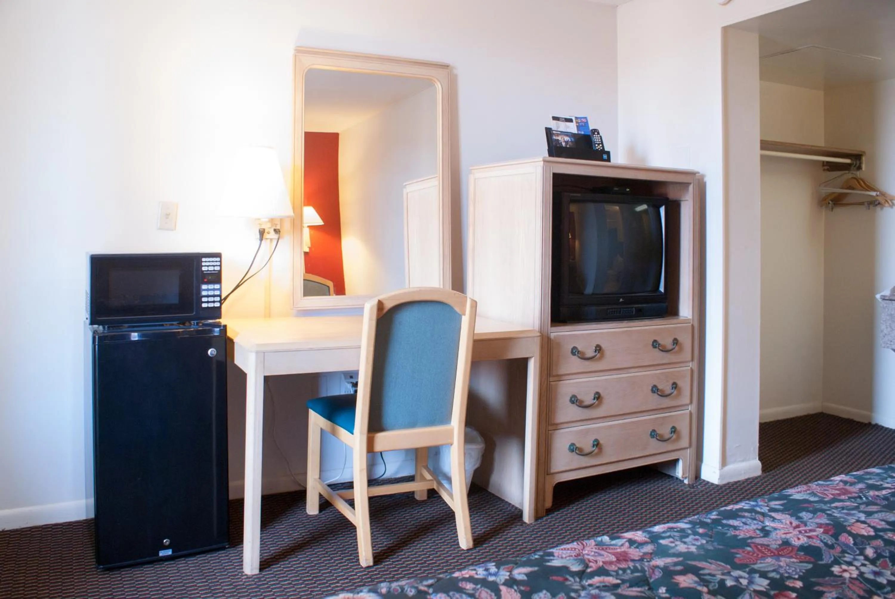 Decorative detail in Scottish Inn Downtown Jacksonville