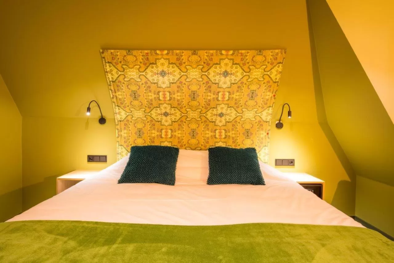 Bed in LUDIEK eten en slapen