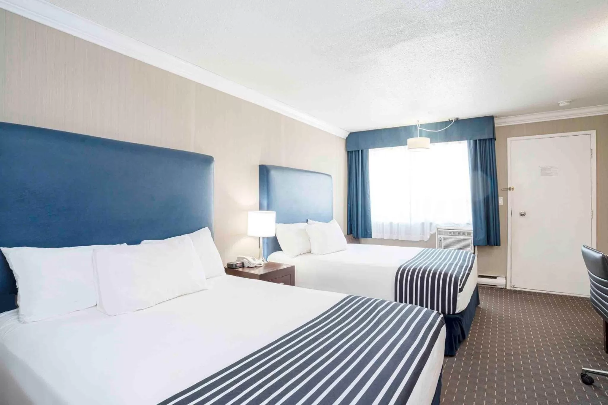 Standard Room, 2 Queen Beds, Kitchenette	 in Sandman Inn Blue River