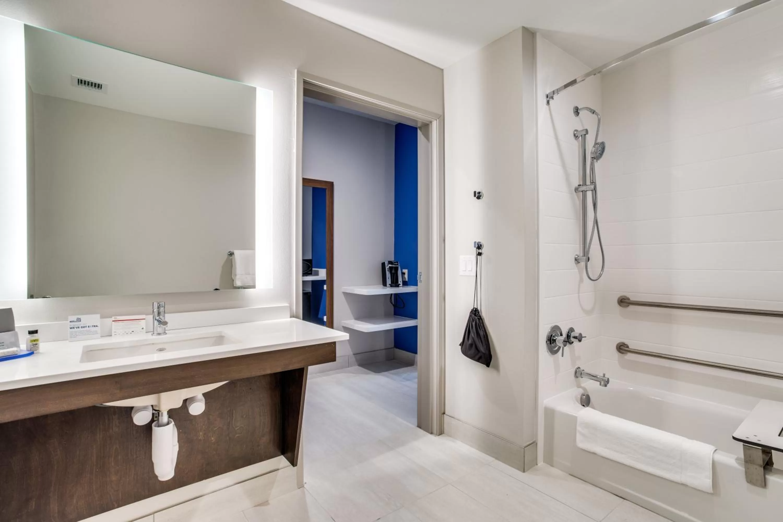Bathroom in Holiday Inn Express & Suites - Denton South by IHG