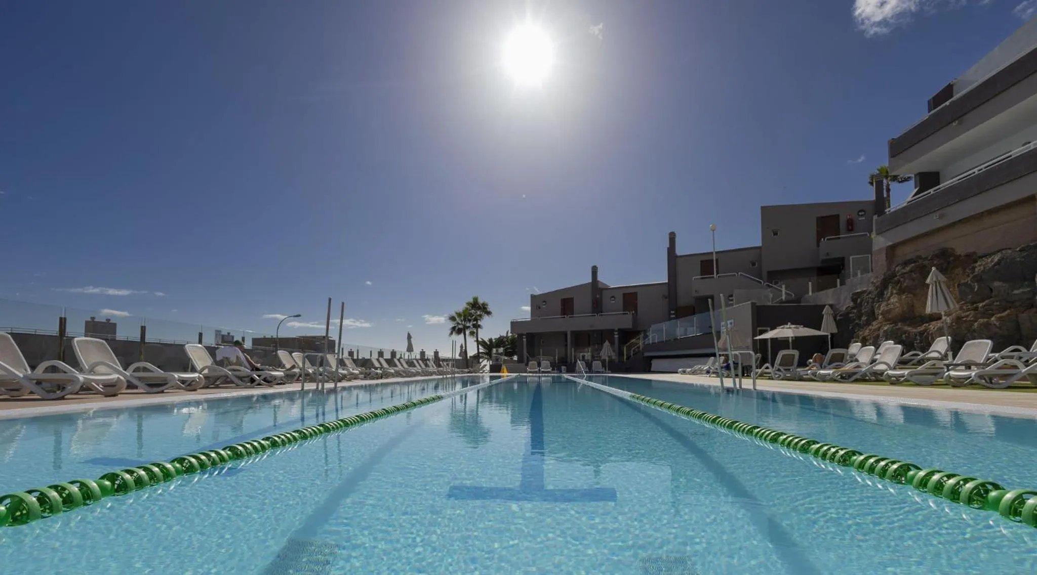 Swimming pool in Marina Elite