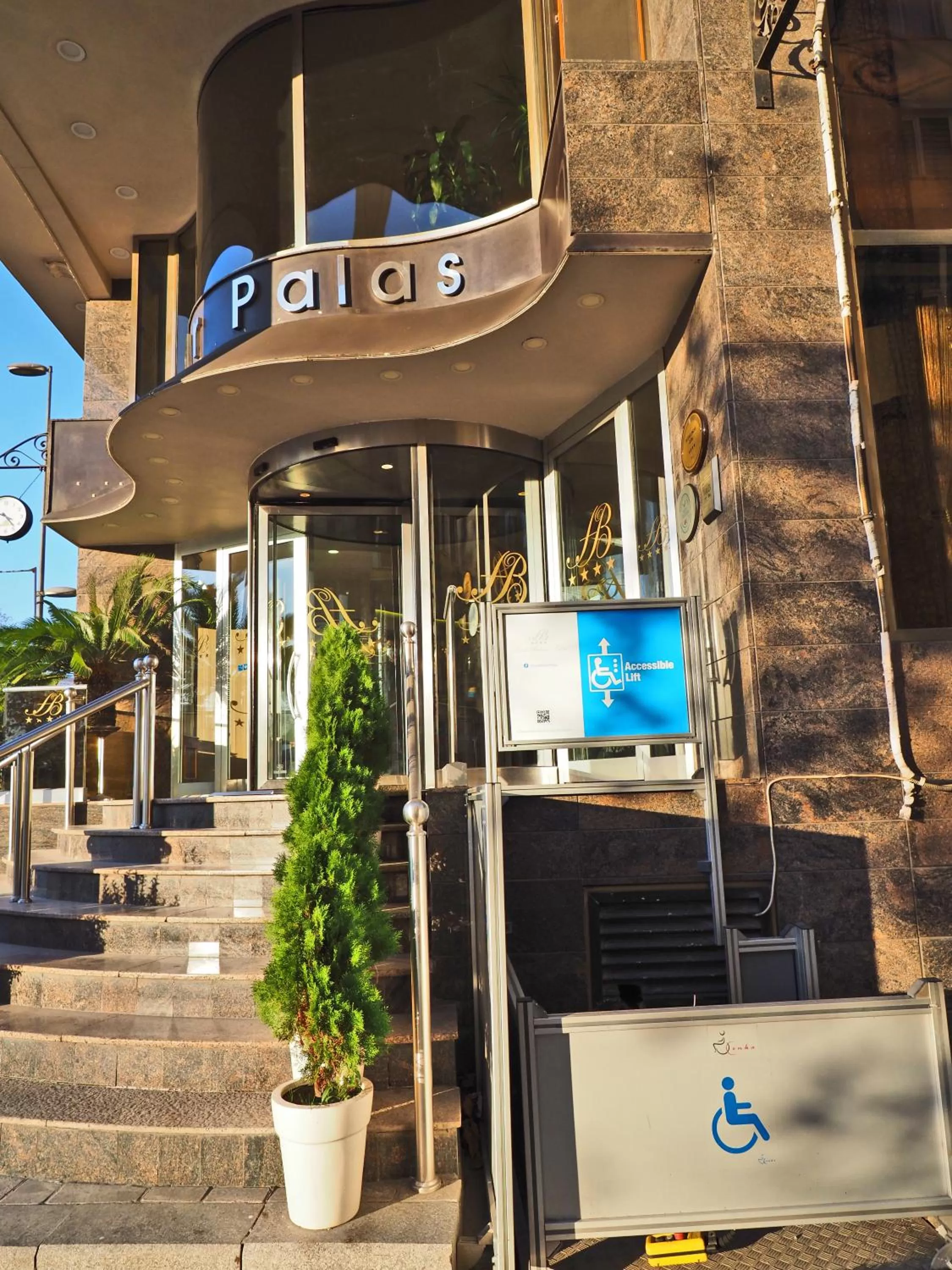 Property building in Hotel Bulvar Palas