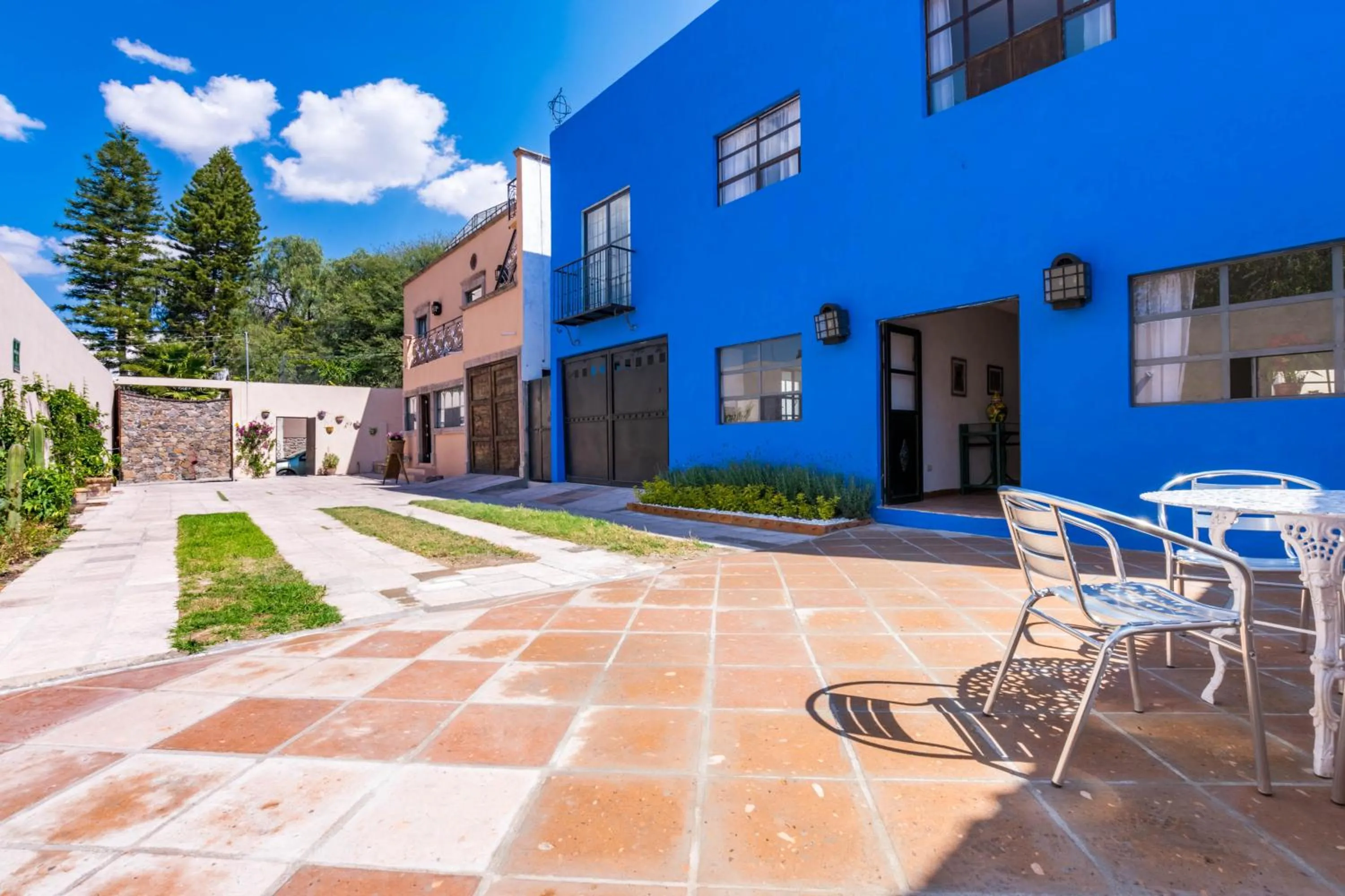 Facade/entrance in Hotel Casa Santamaría