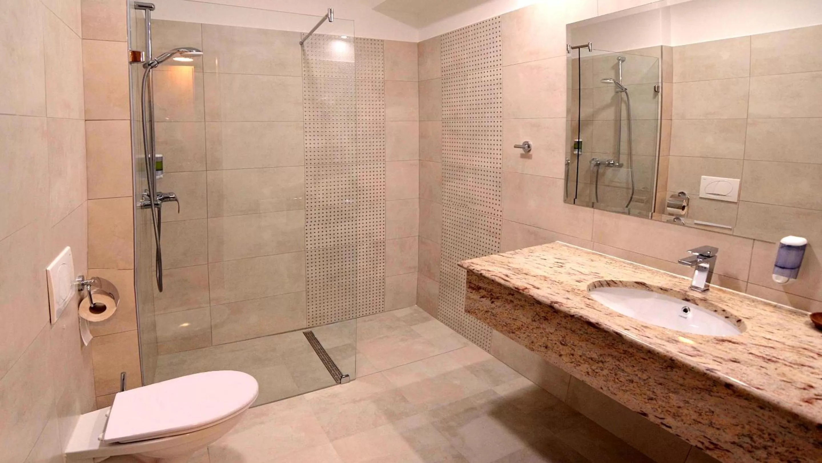 Bathroom in Hotel Villa Classica