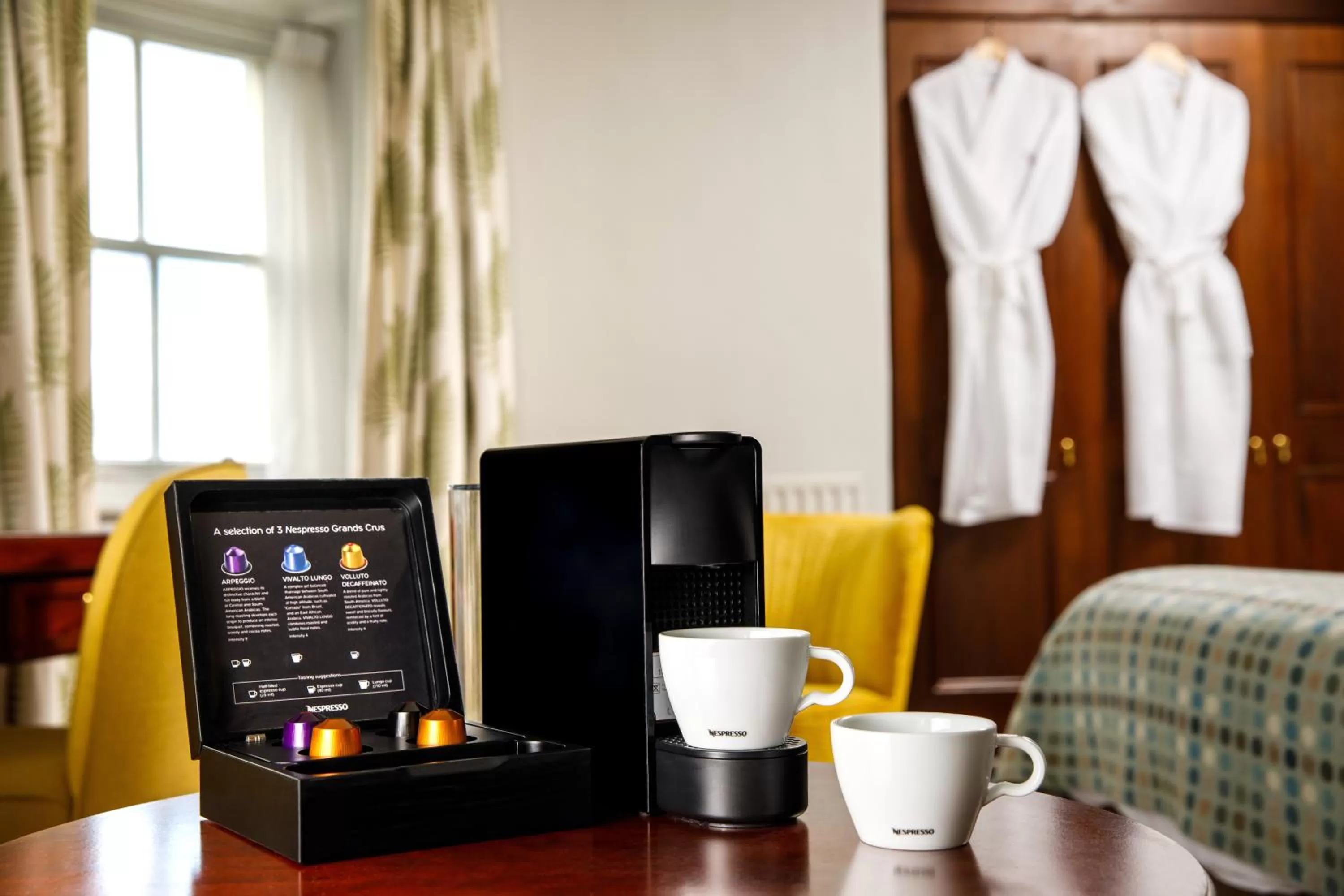 Coffee/tea facilities, Bed in Mercure Gloucester Bowden Hall Hotel