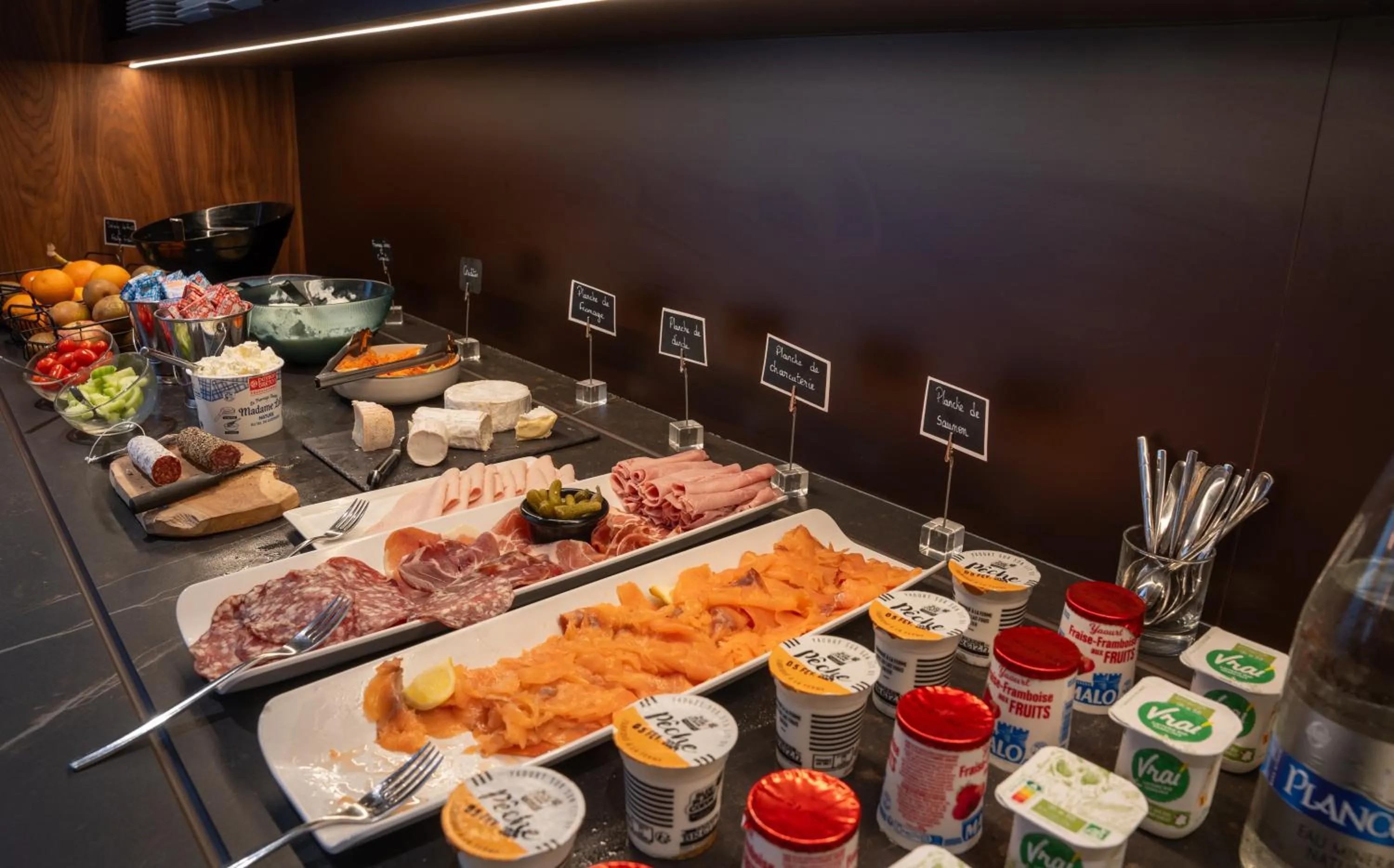 Buffet breakfast in Novotel SPA Rennes Centre Gare