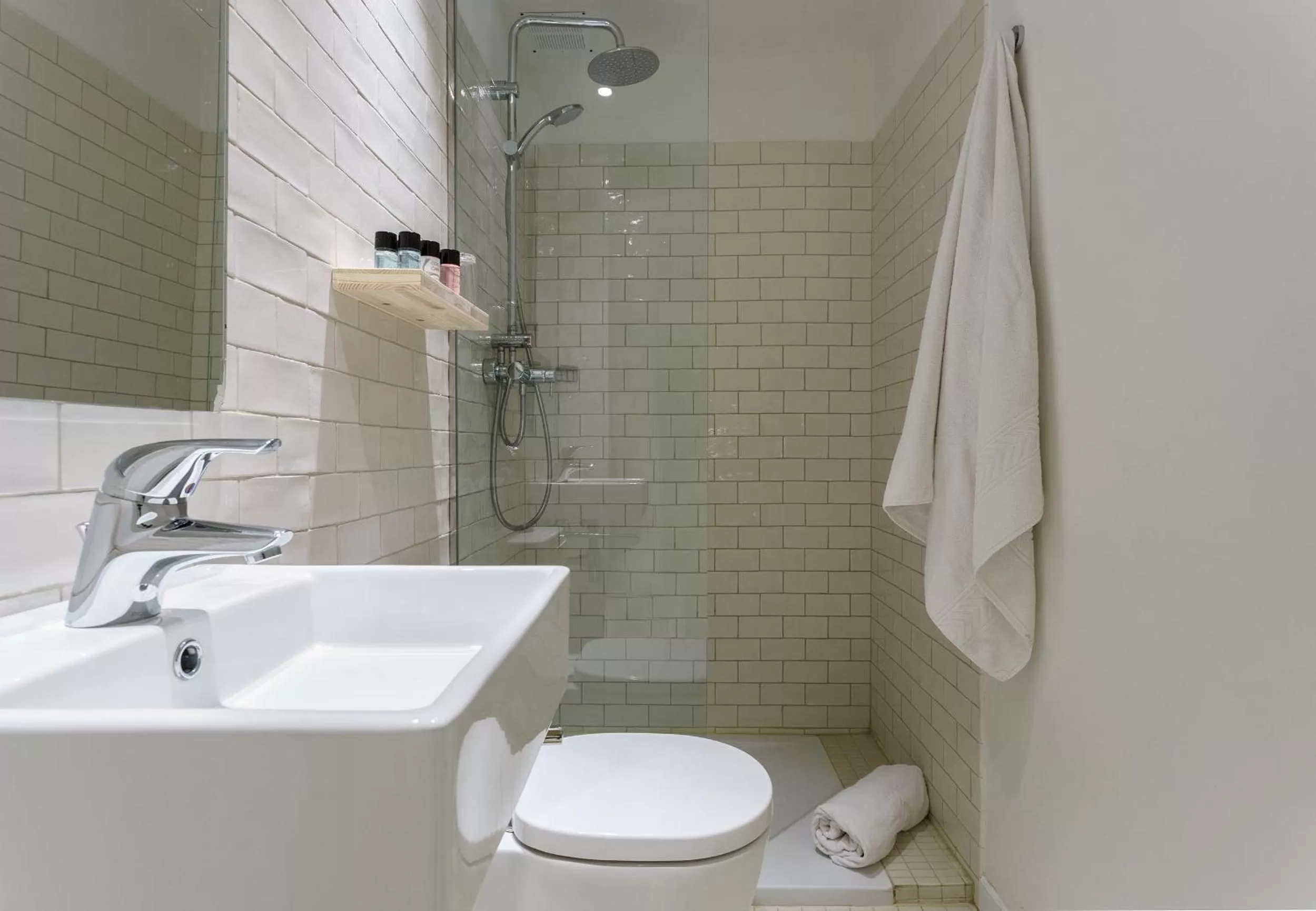 Bathroom in Hotel Eolo