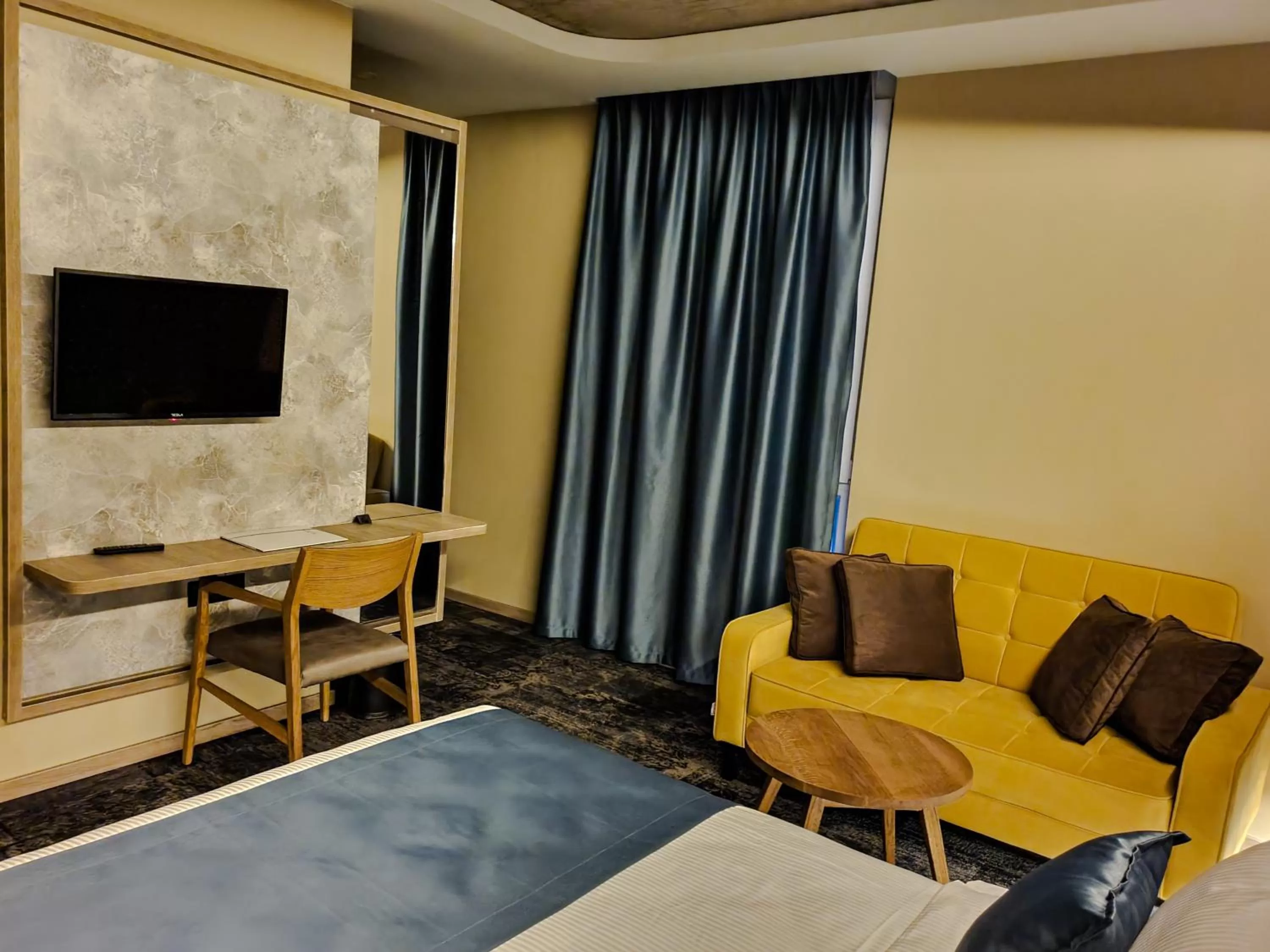 Bed in Hotel City Code