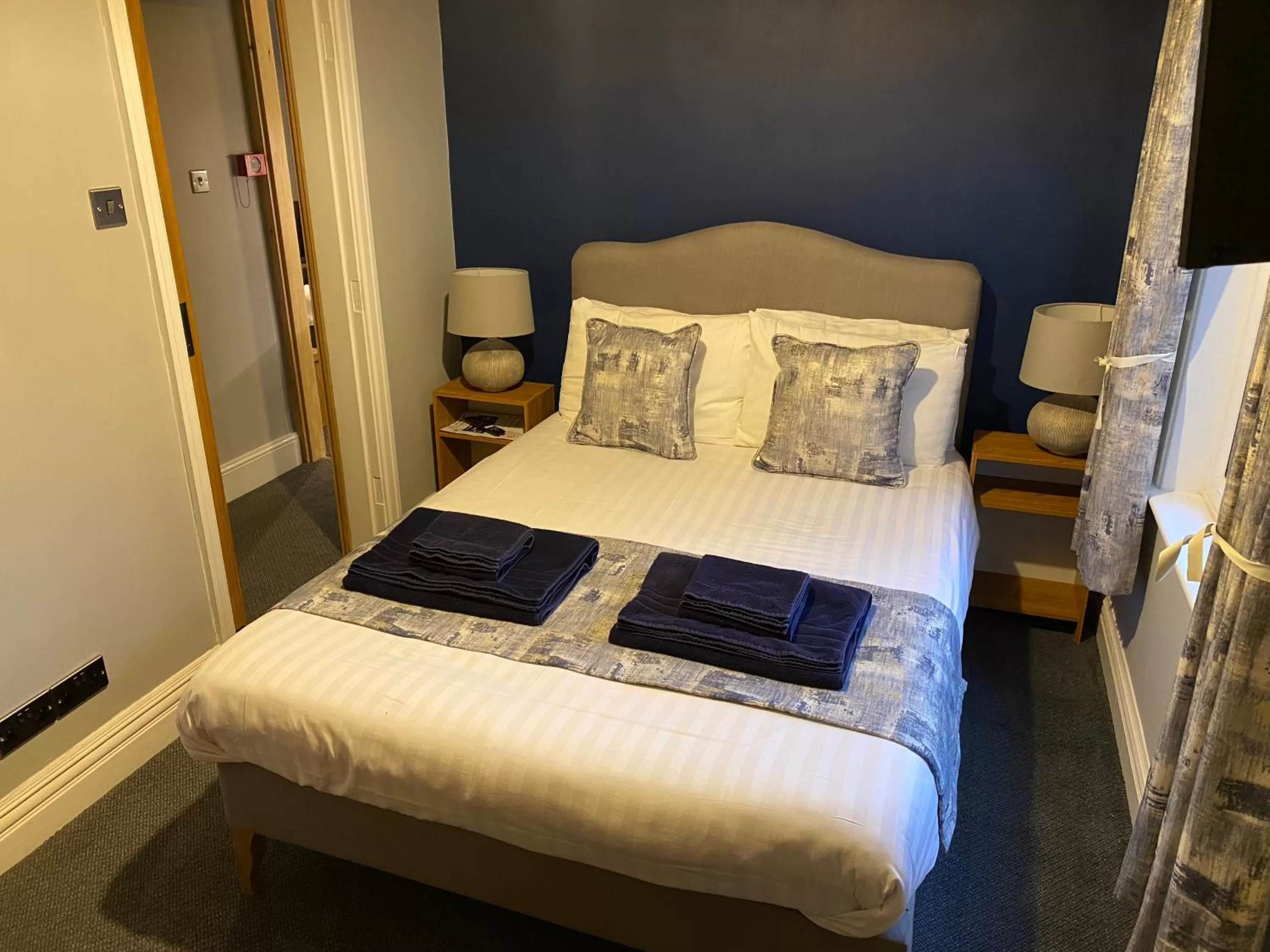 Bed in Buile Hill Holiday Flats