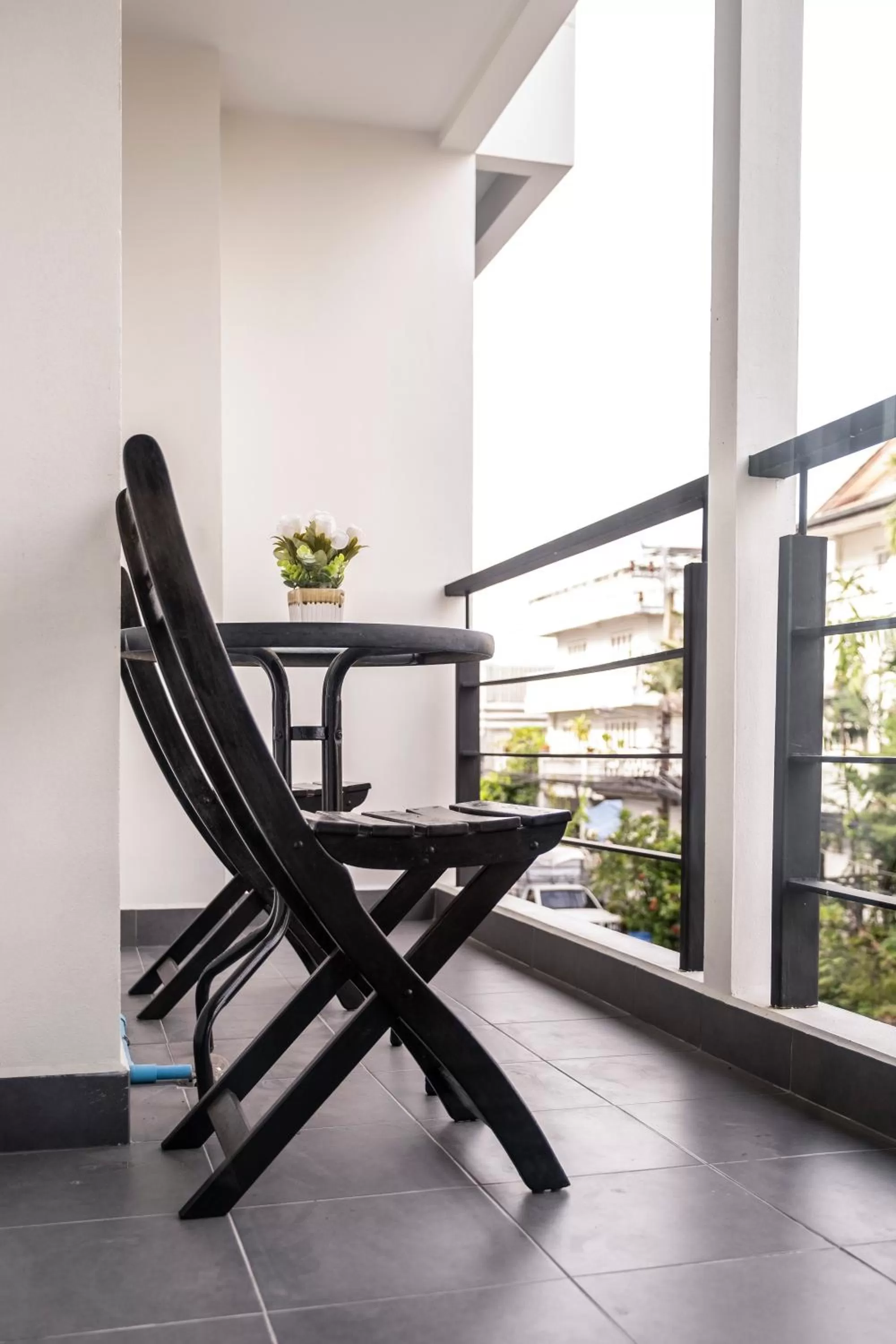 Balcony/Terrace in Sinsuvarn Airport Suite Hotel