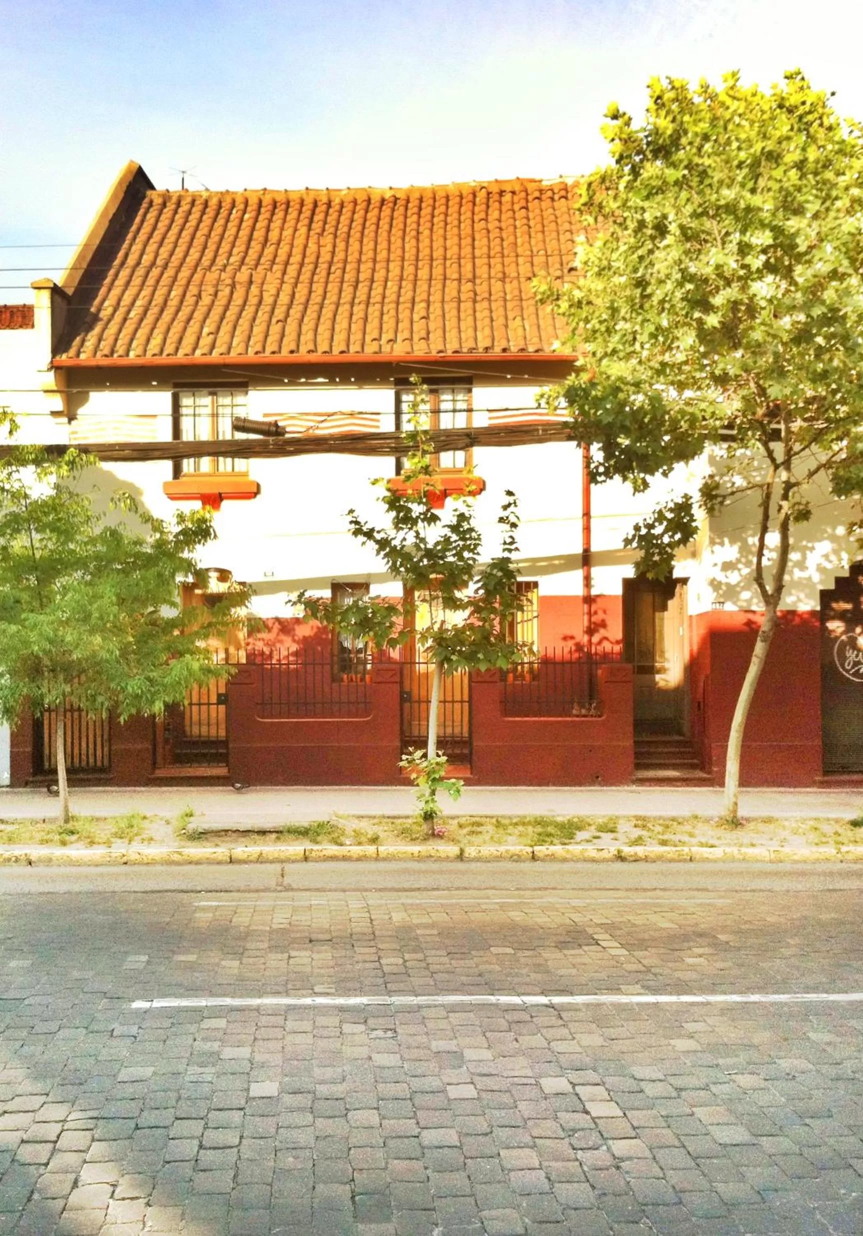 Property building in Tralkan B&B