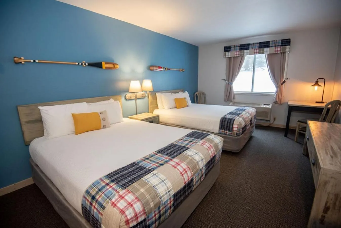 Bed in Mountain Inn at Lutsen