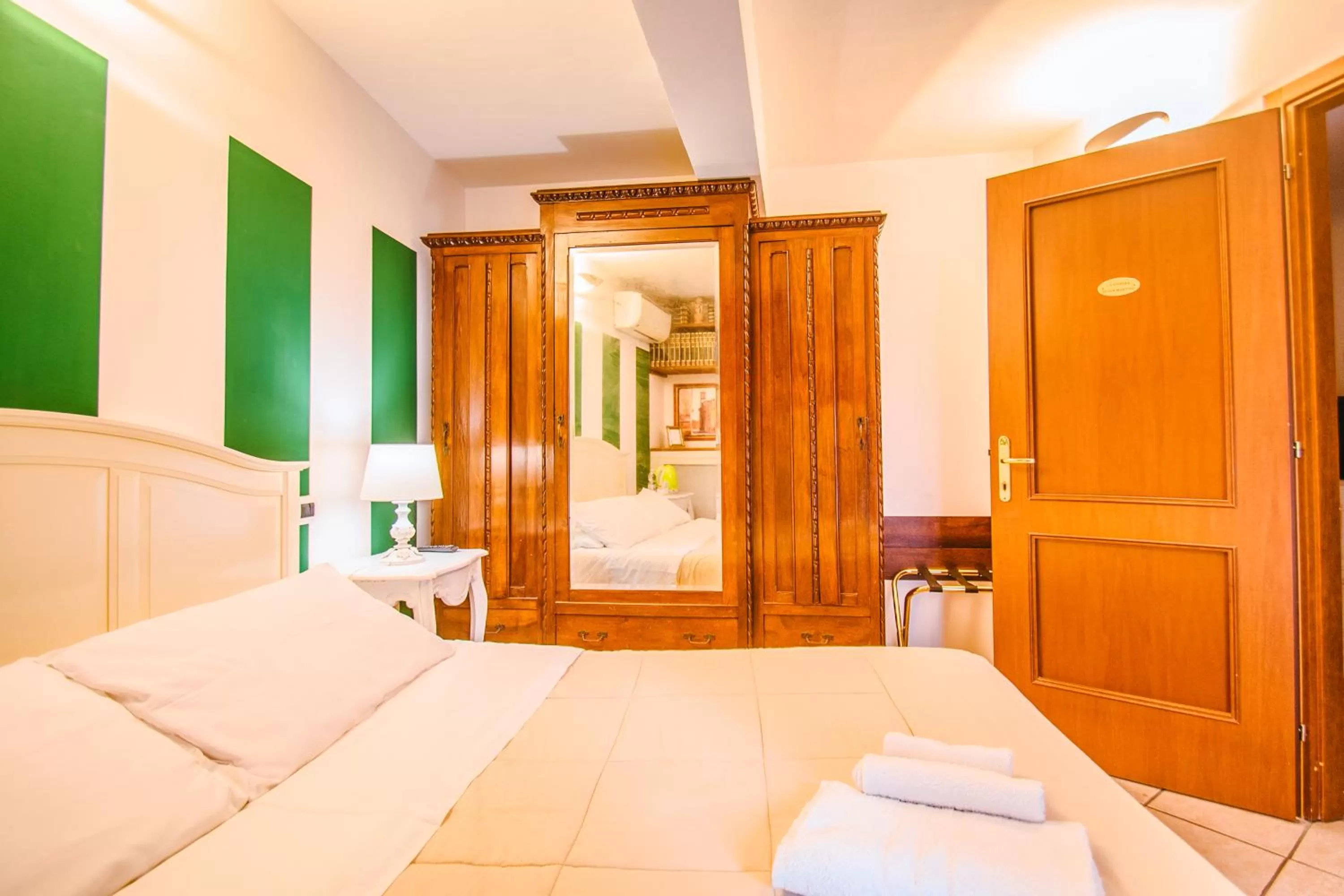 Photo of the whole room, Bed in La Fabbrica dell'Oro