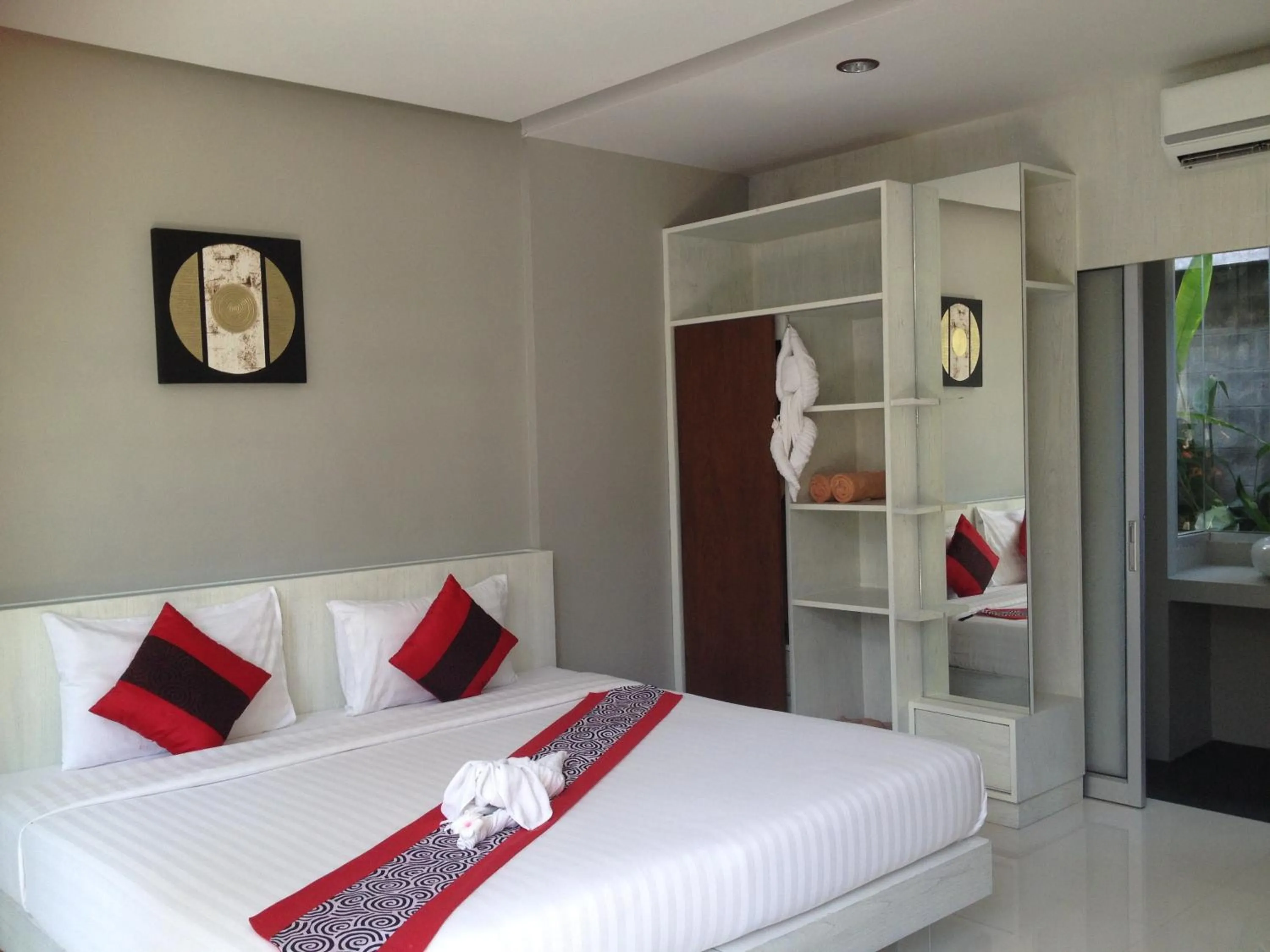 Photo of the whole room, Bed in Phu NaNa Boutique Hotel - SHA Plus