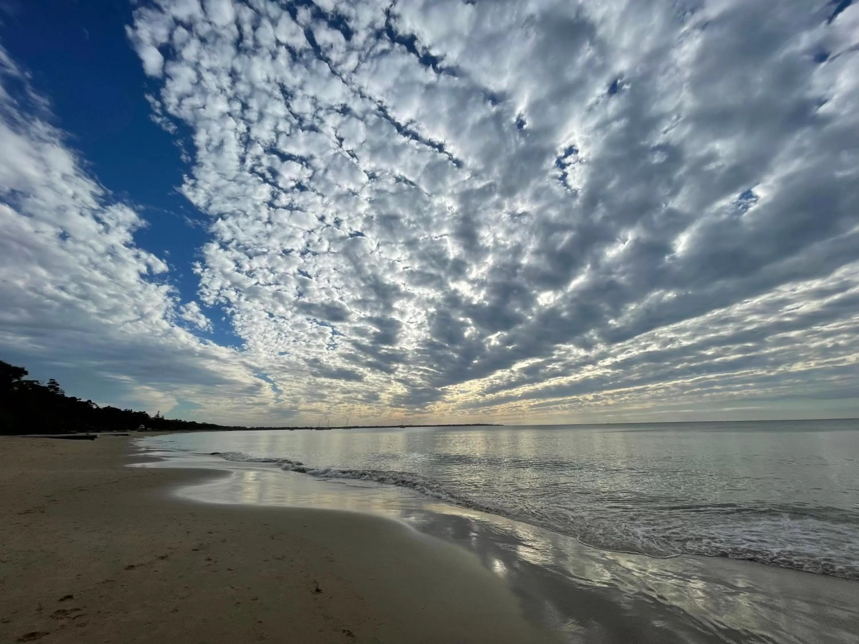 Beach in Torquay Terrace Bed & Breakfast