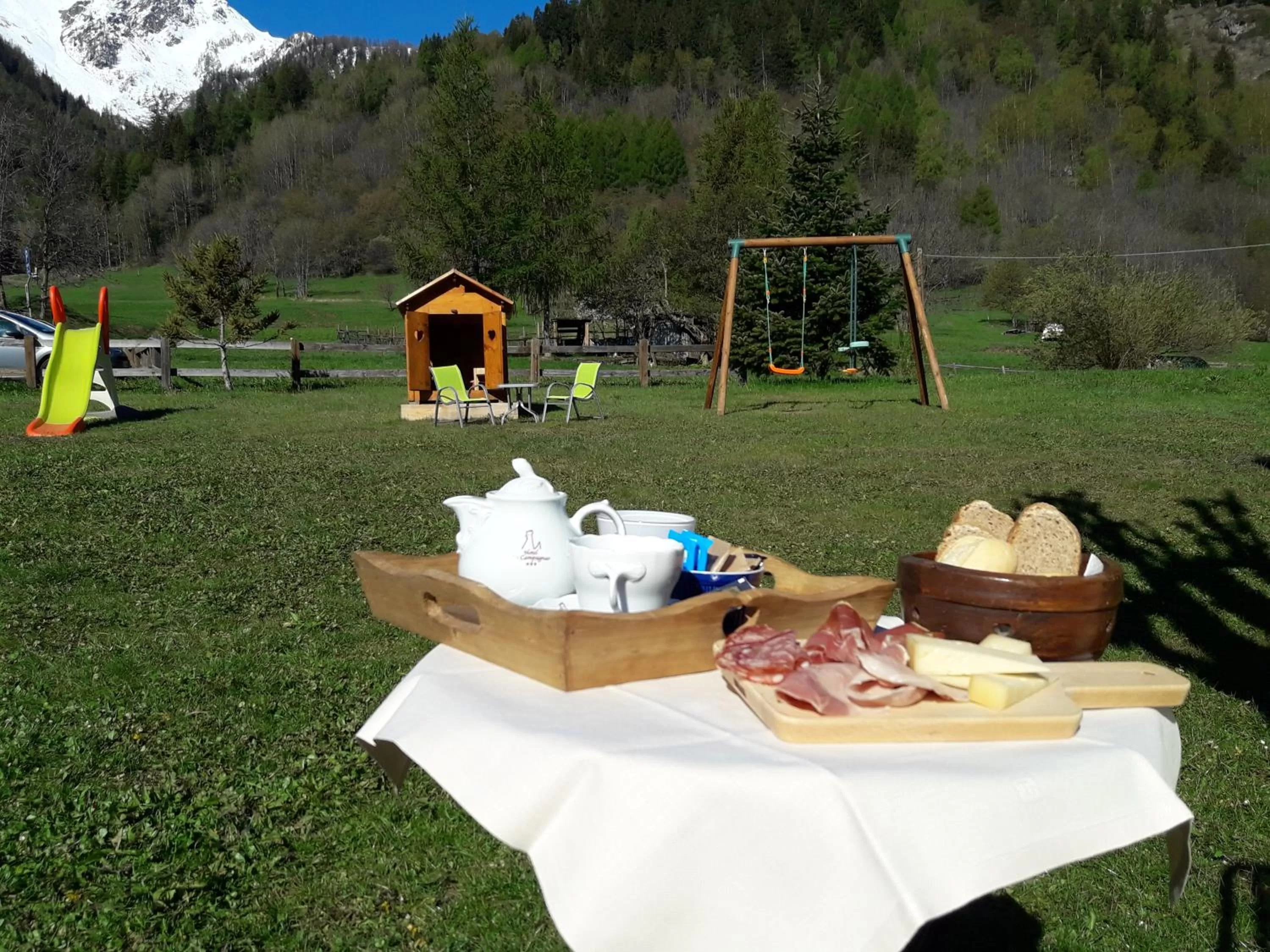 Garden in Hotel Lo Campagnar