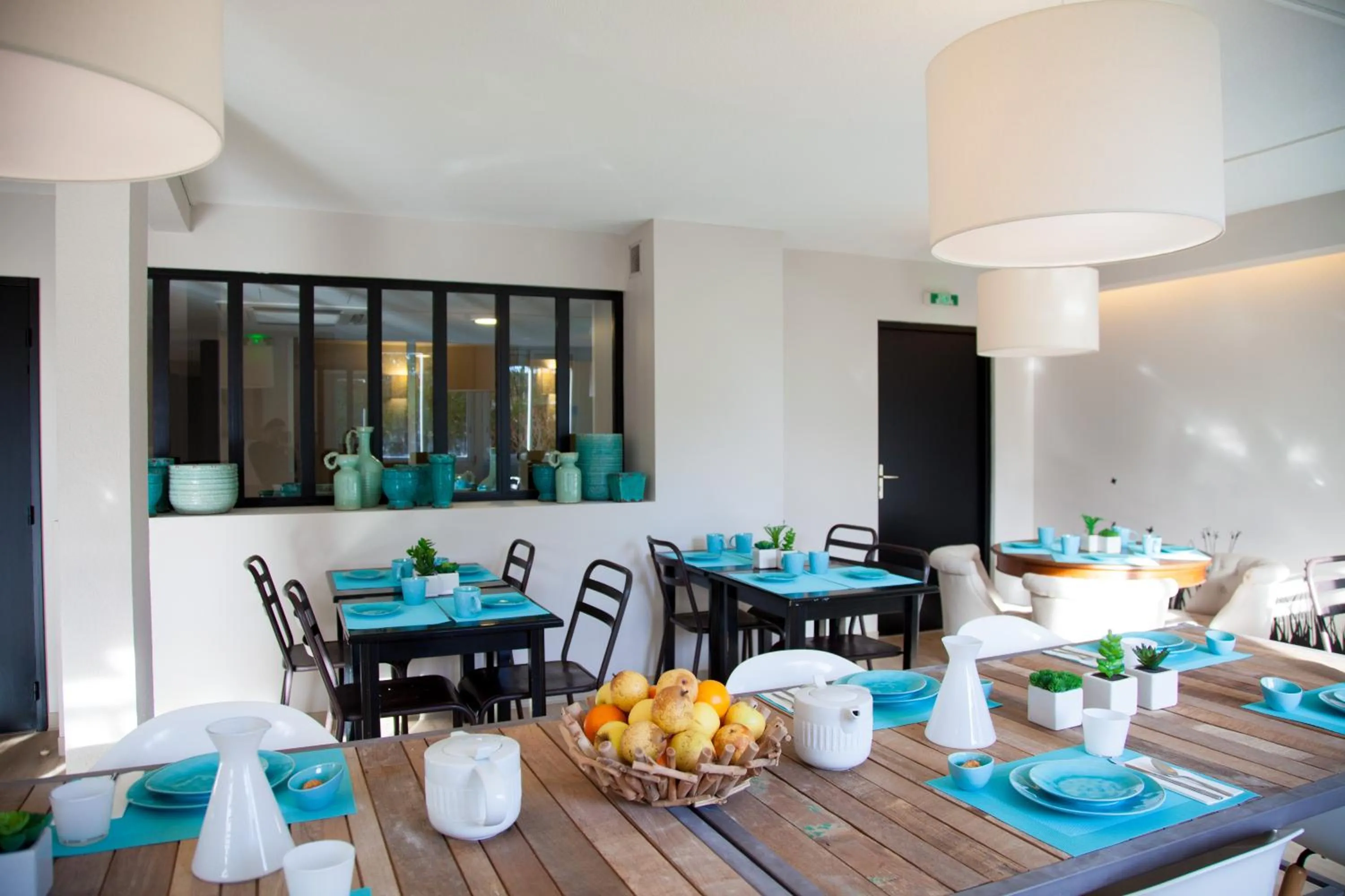 Restaurant/Places to Eat in La Quietat