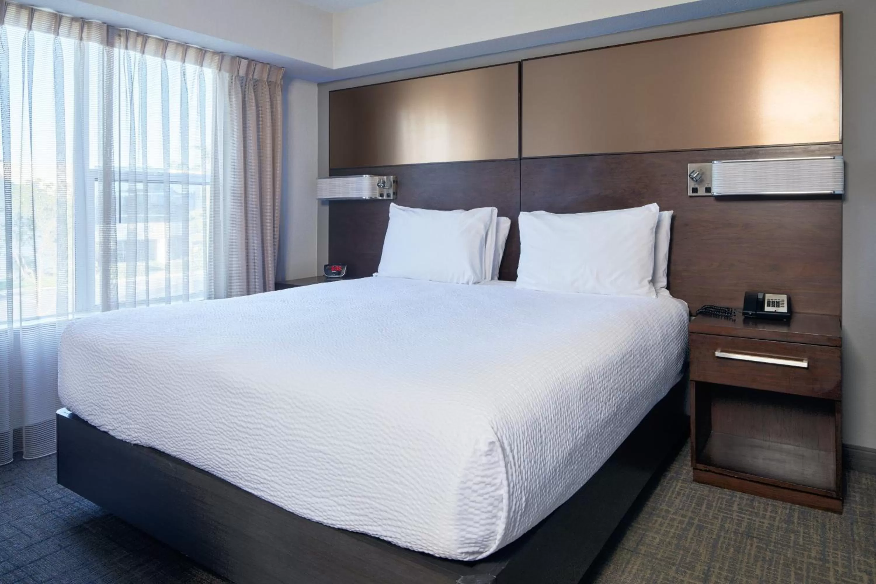 Photo of the whole room, Bed in Residence Inn San Diego Carlsbad