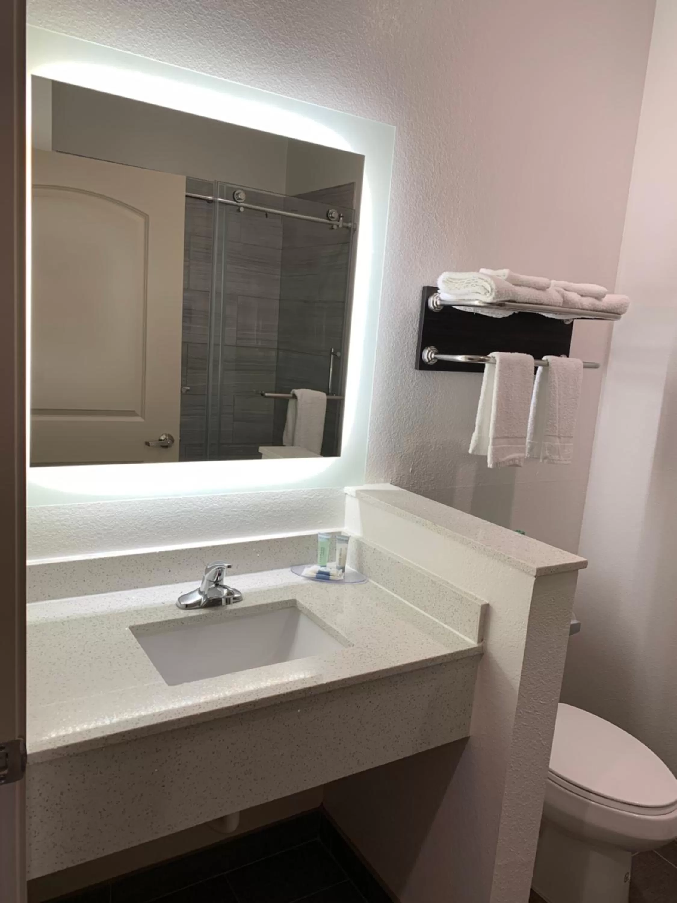 Bathroom in LOTUS INN