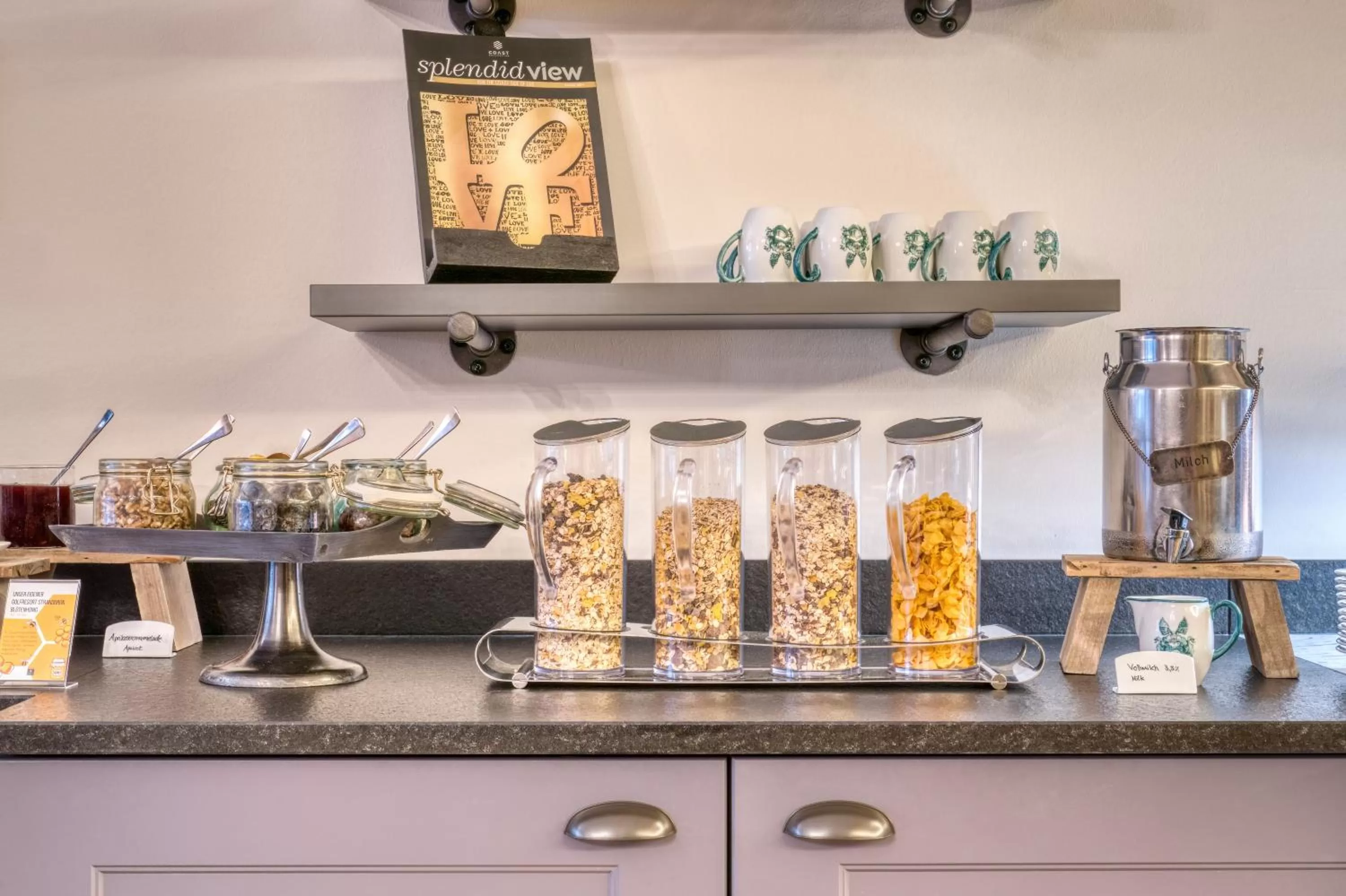 Buffet breakfast in Hotel Eisenhut