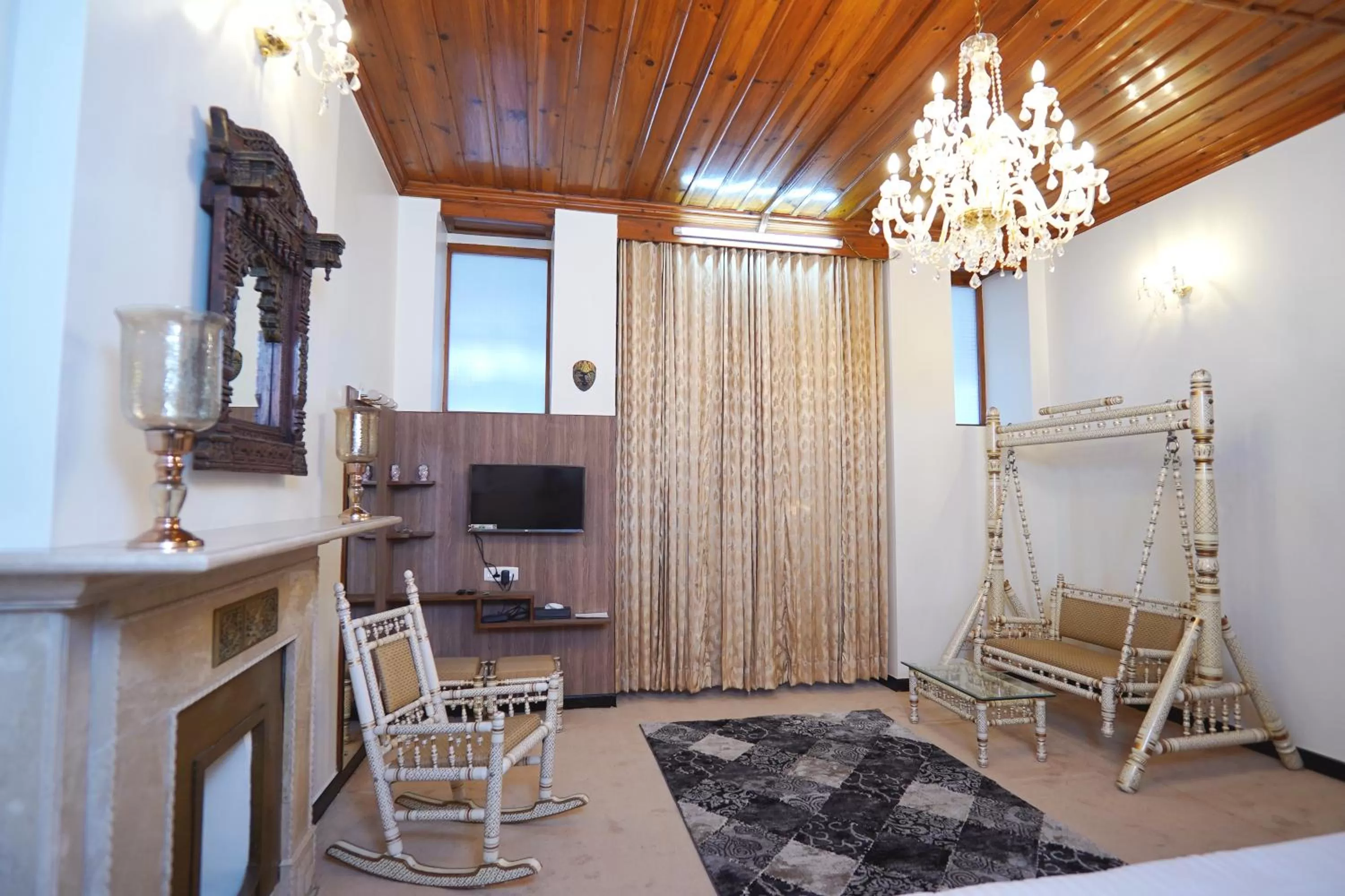 TV and multimedia in The Edgeworth