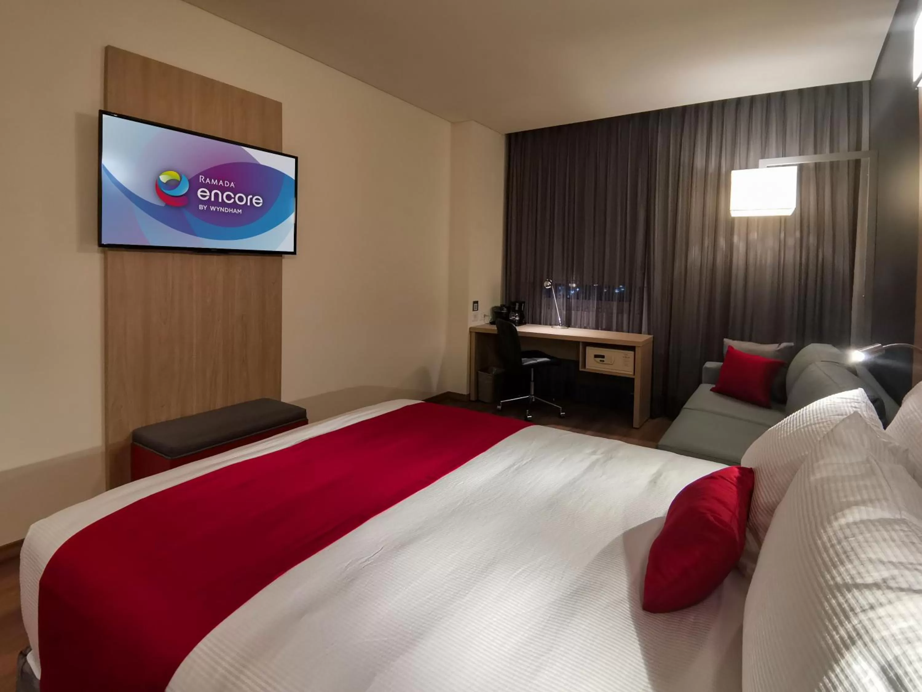 Communal lounge/ TV room, Bed in Ramada Encore by Wyndham Monterrey Apodaca Zona Aeropuerto