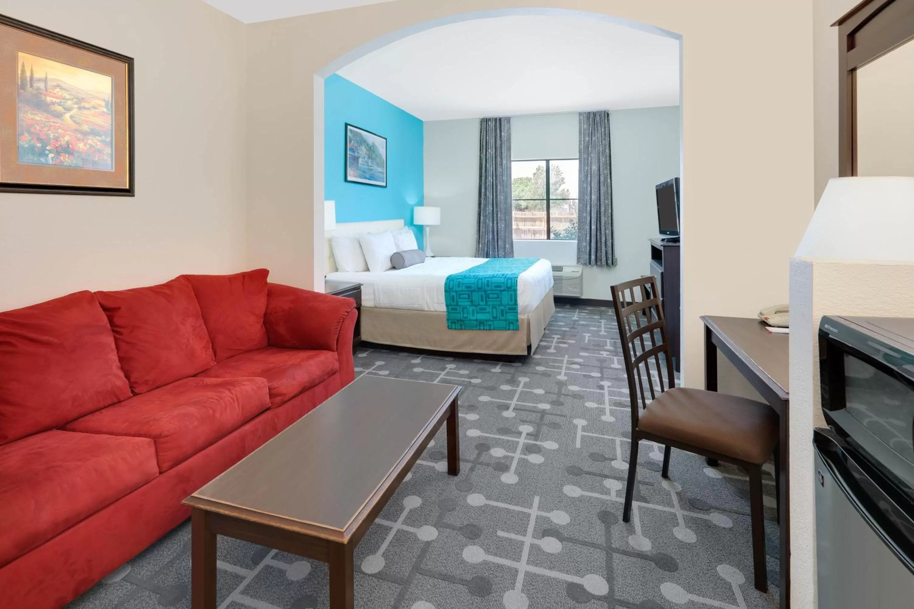 Bed in Howard Johnson by Wyndham Lubbock TX