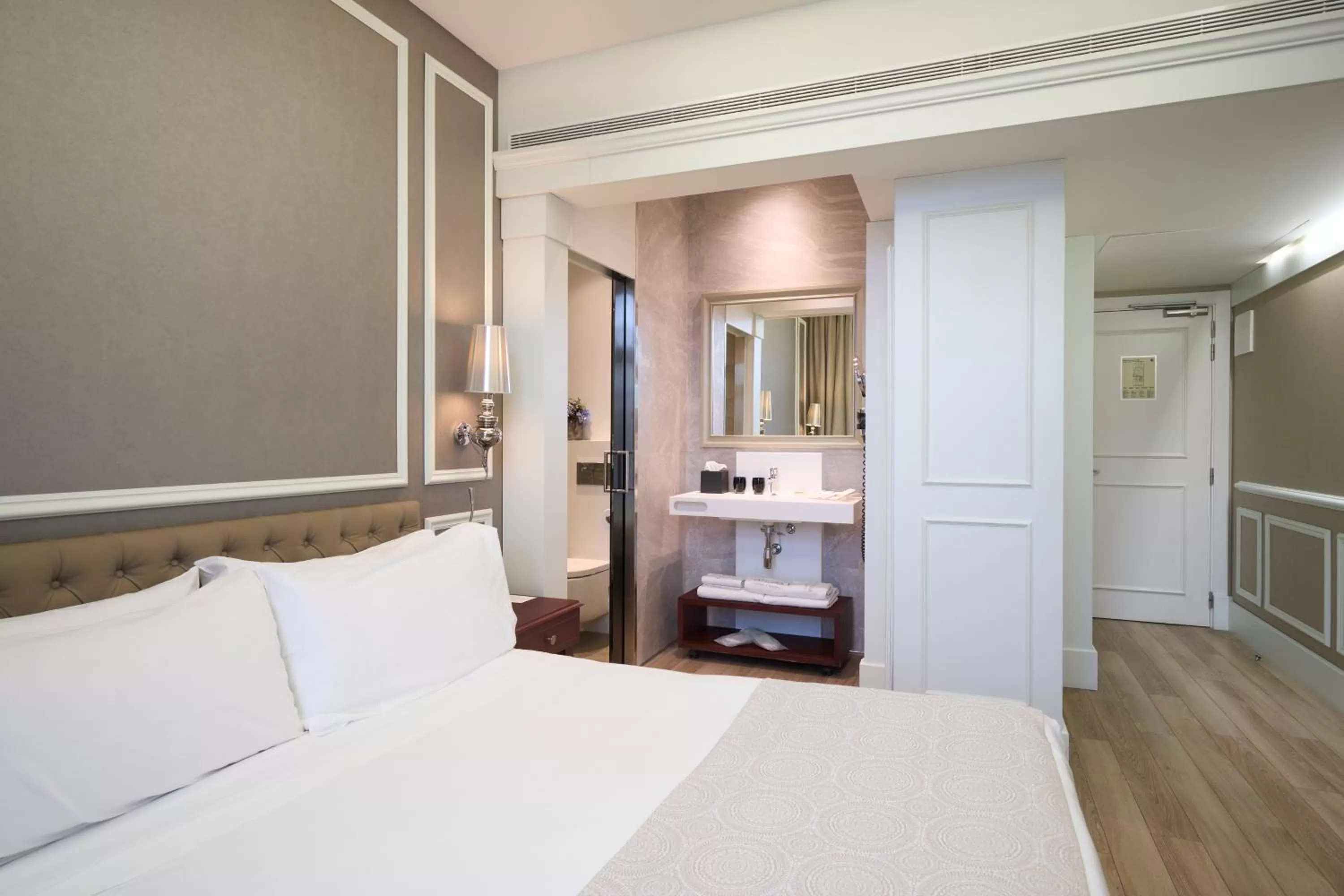 Bed in Catalonia Passeig de Gràcia 4* Sup