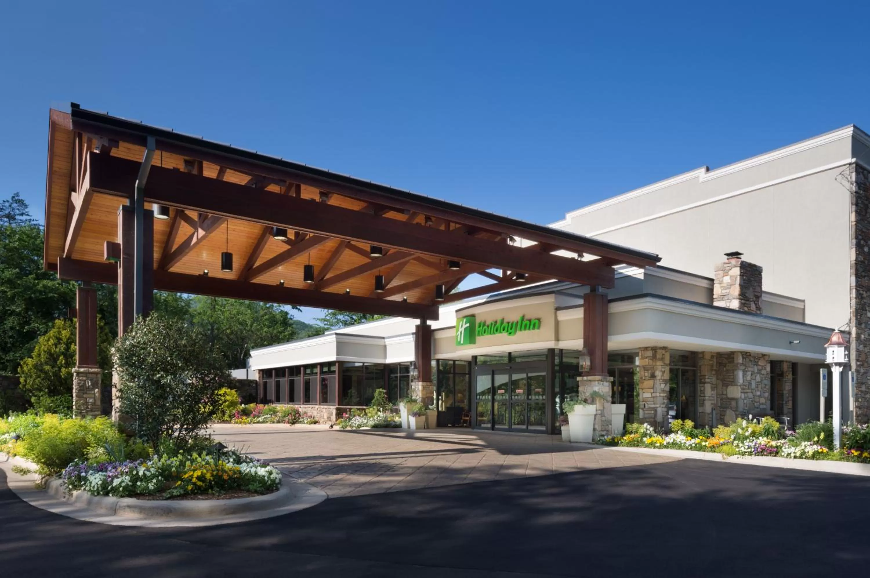 Property building in Holiday Inn Asheville East-Blue Ridge Pkwy by IHG