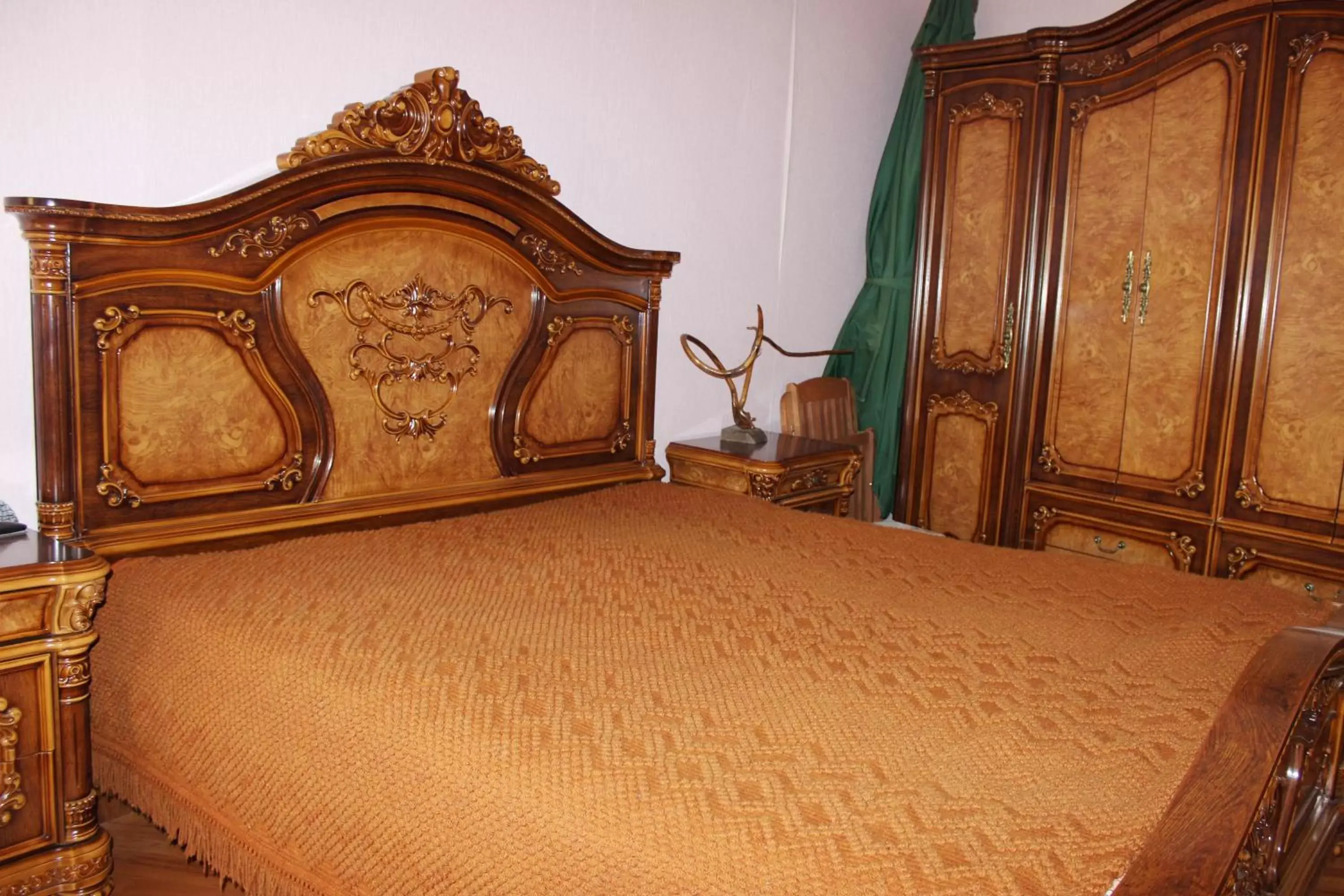 Deluxe King Room in Nika's Guest House Deluxe King Room in Nika's Guest House