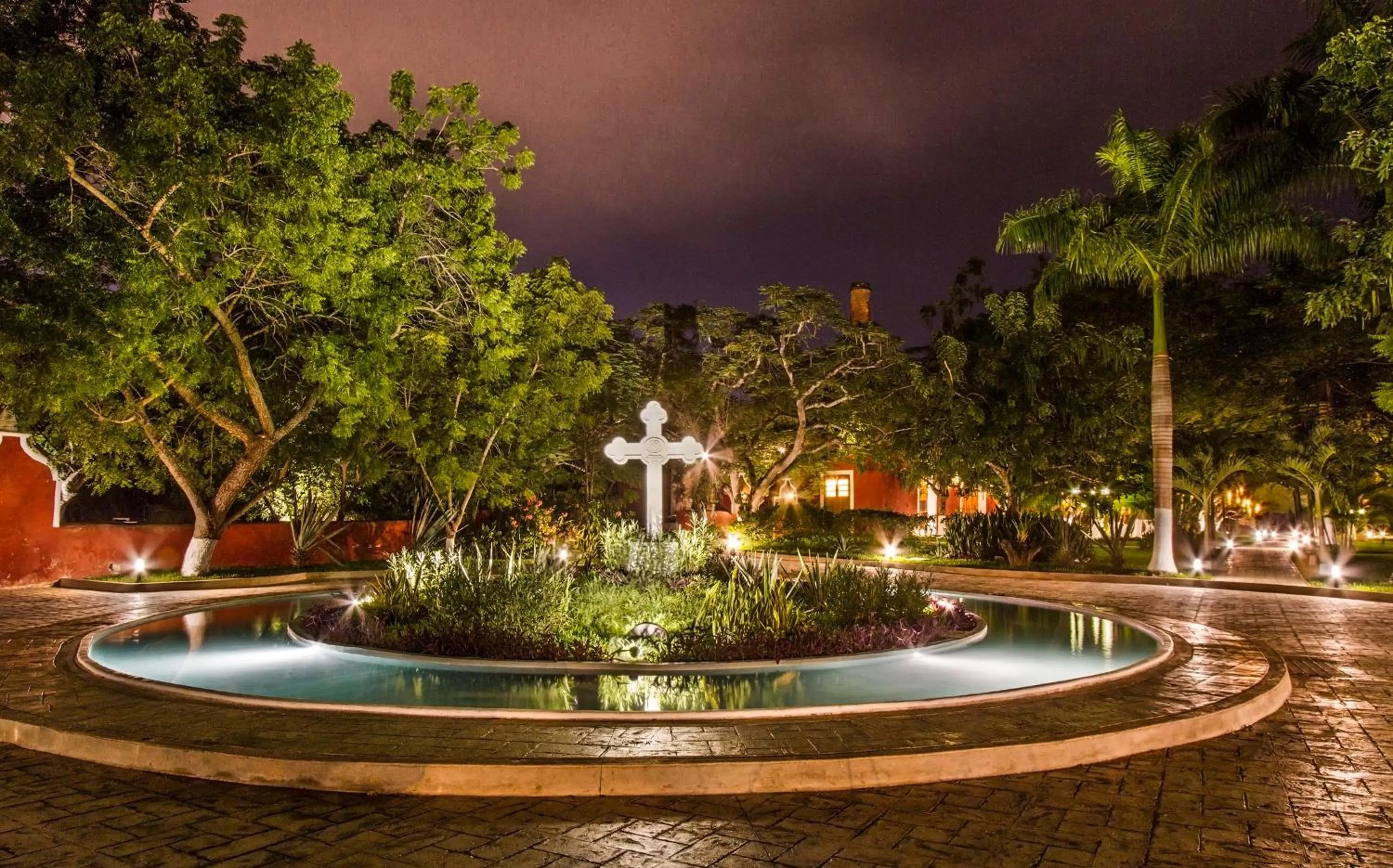 Restaurant/places to eat in Hacienda Santa Cruz Merida