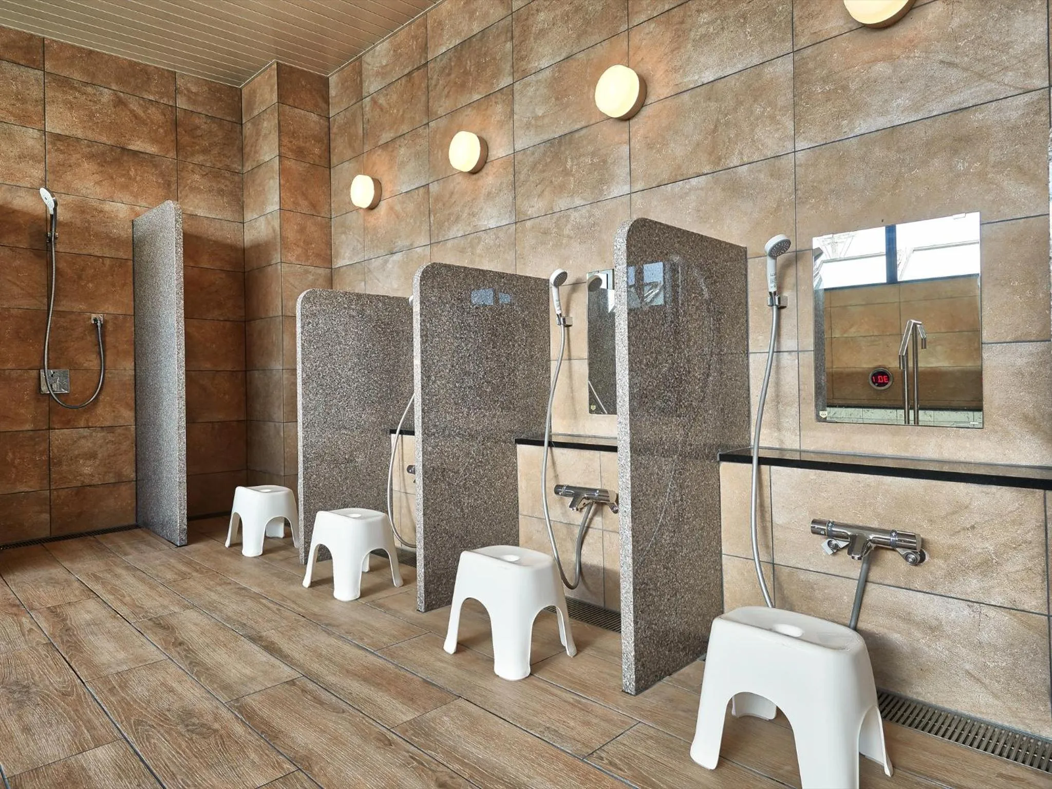 Public Bath in CABIN&HOTEL ReTIME