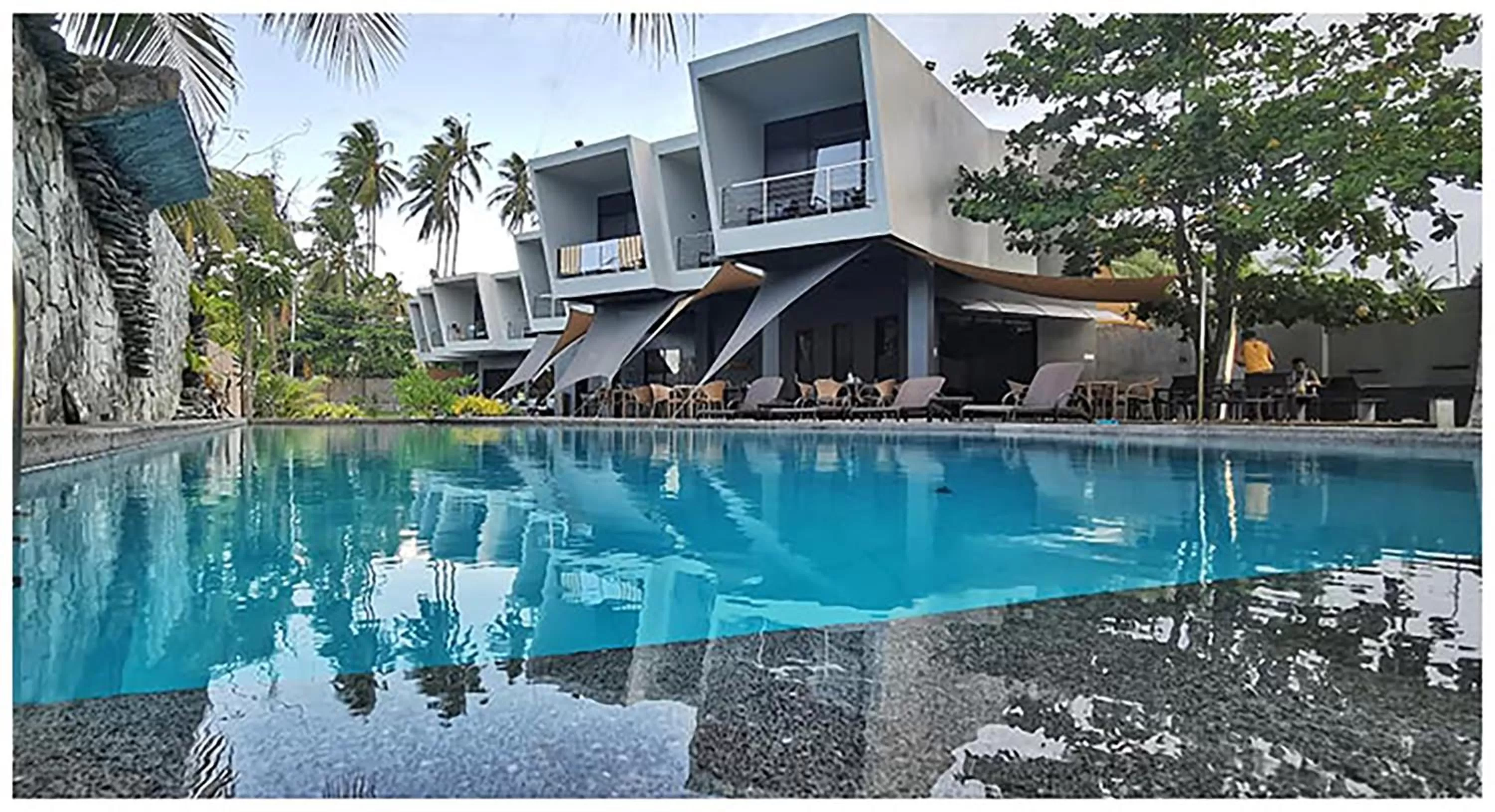 Property building in Mahi Mahi Dive Resort