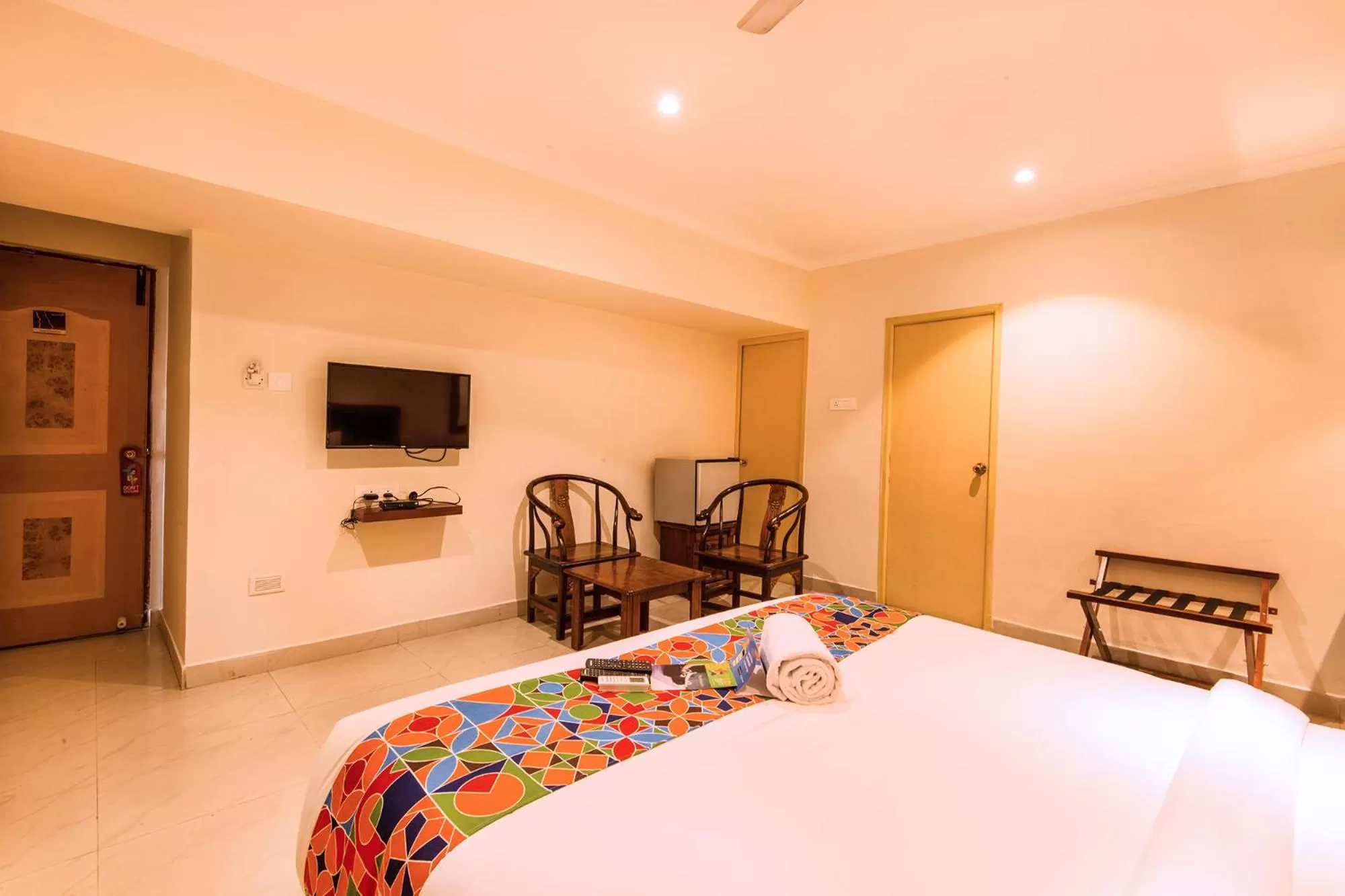 TV and multimedia, Bed in Fabhotel Blossoms Service Apartment - T Nagar