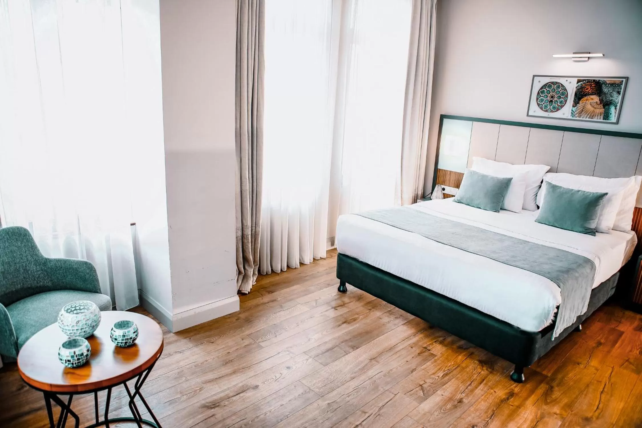 Deluxe Double Room with Sea View in Juno Hotel Taksim