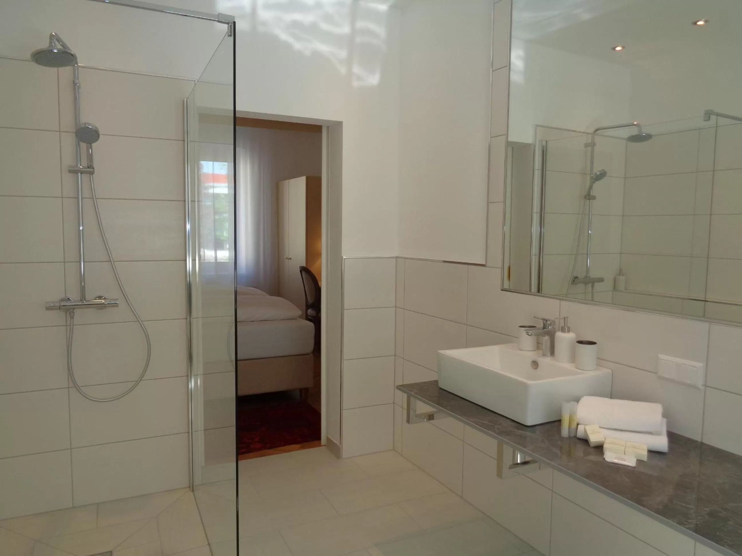 Bathroom in Boutique Hotel Goldenes Lamm Villach