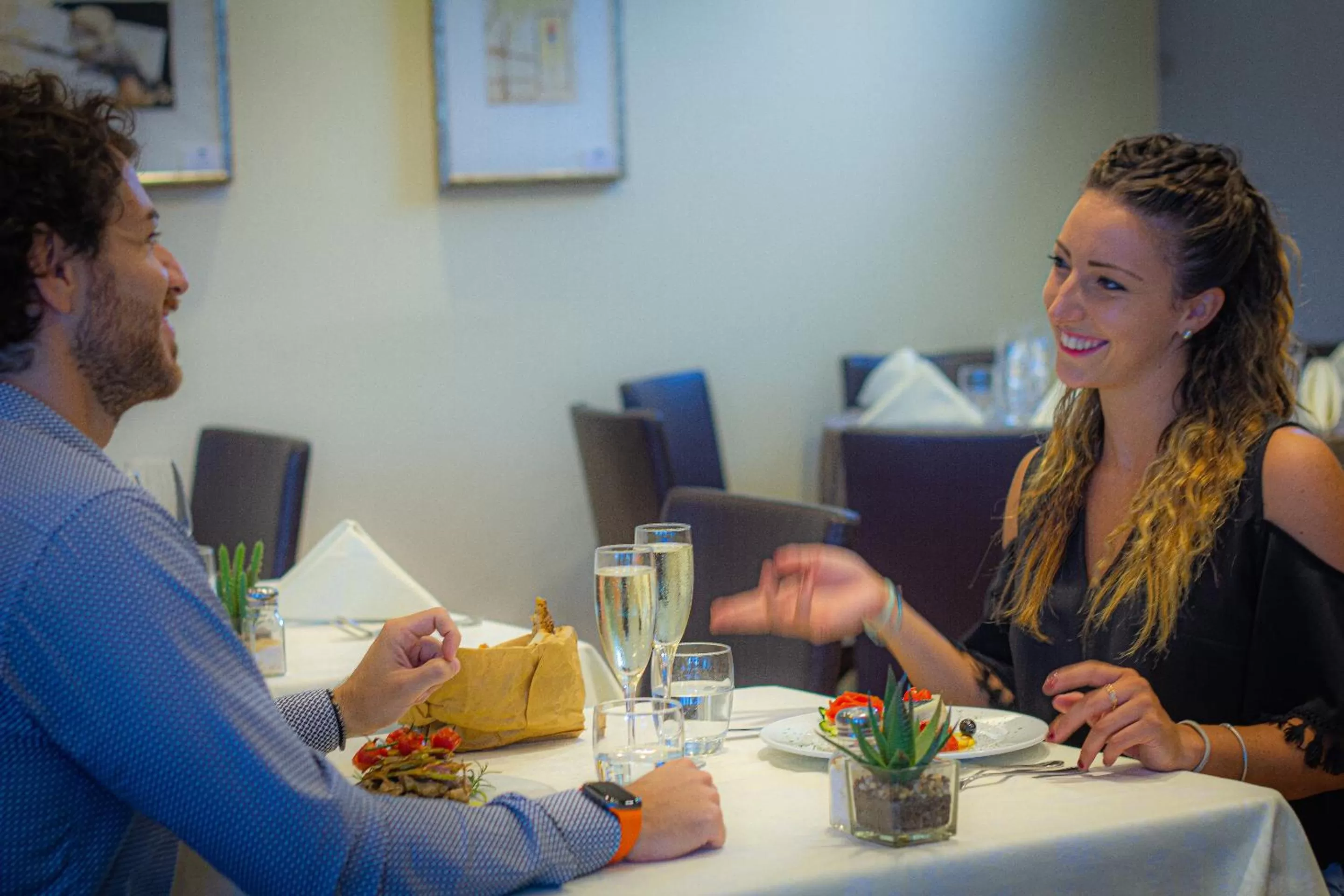 Restaurant/places to eat in Tuscany Inn