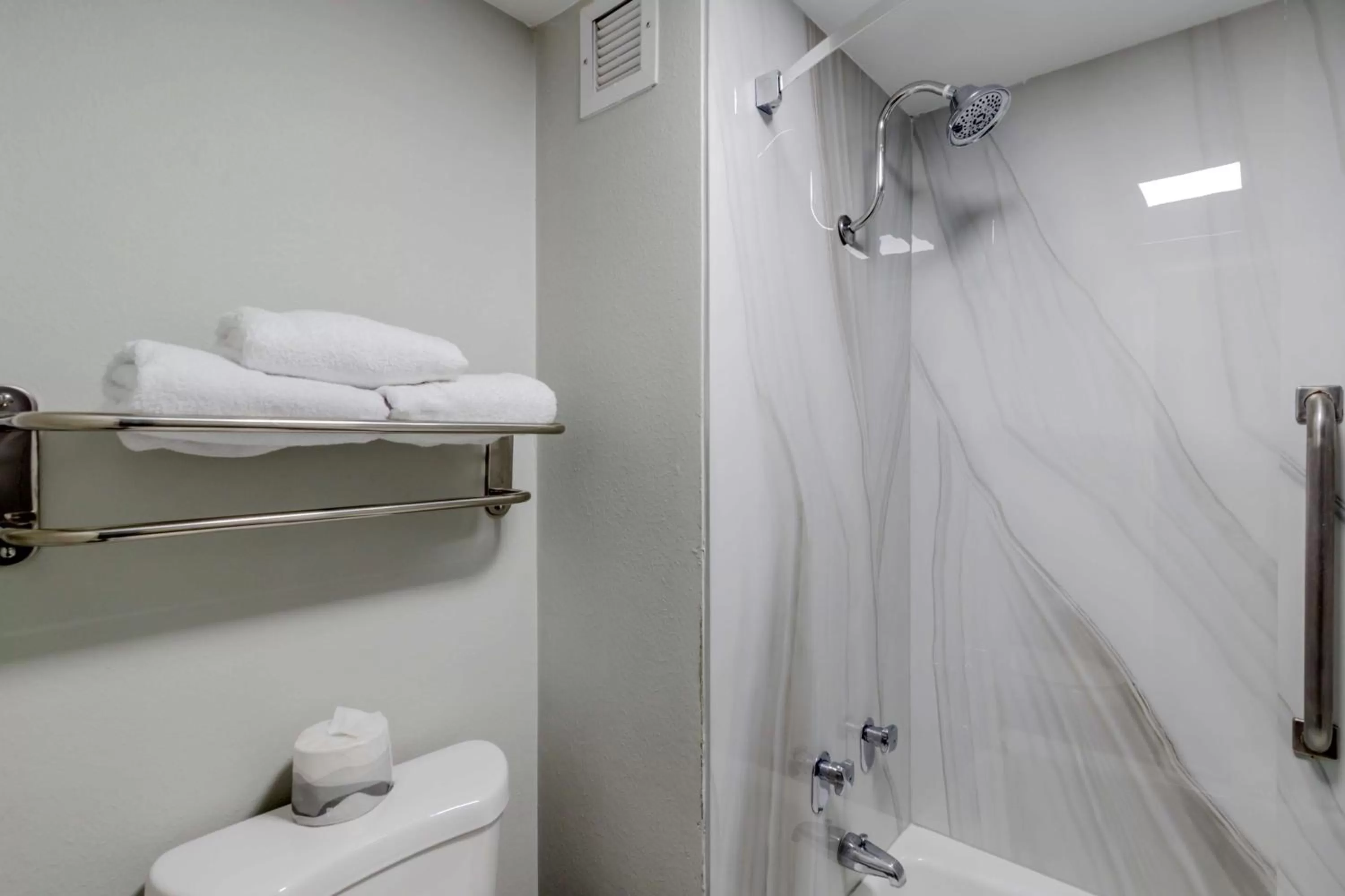 Bathroom in Best Western Corpus Christi Airport Hotel