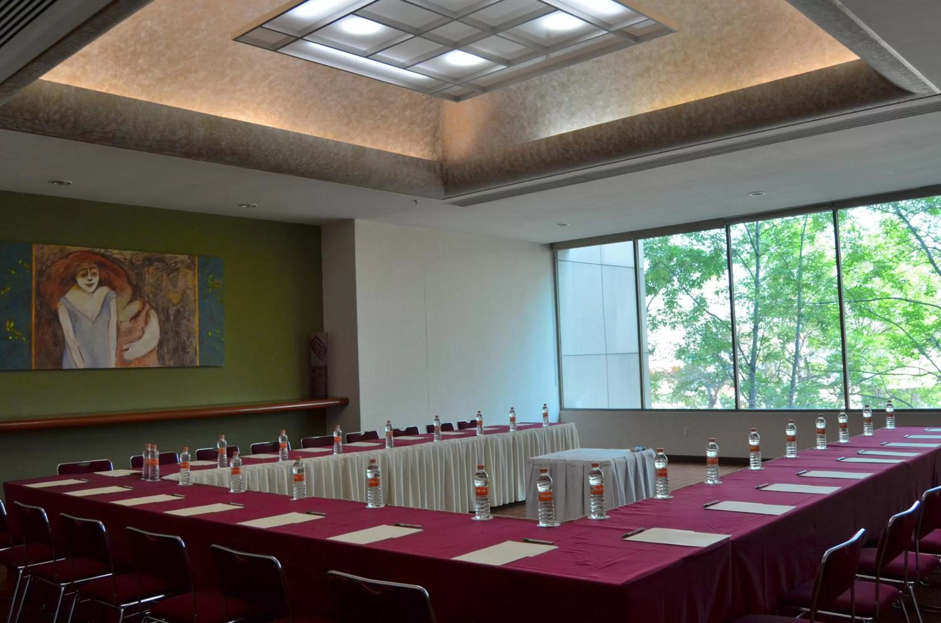 Meeting/conference room in Holiday Inn Guadalajara Select by IHG