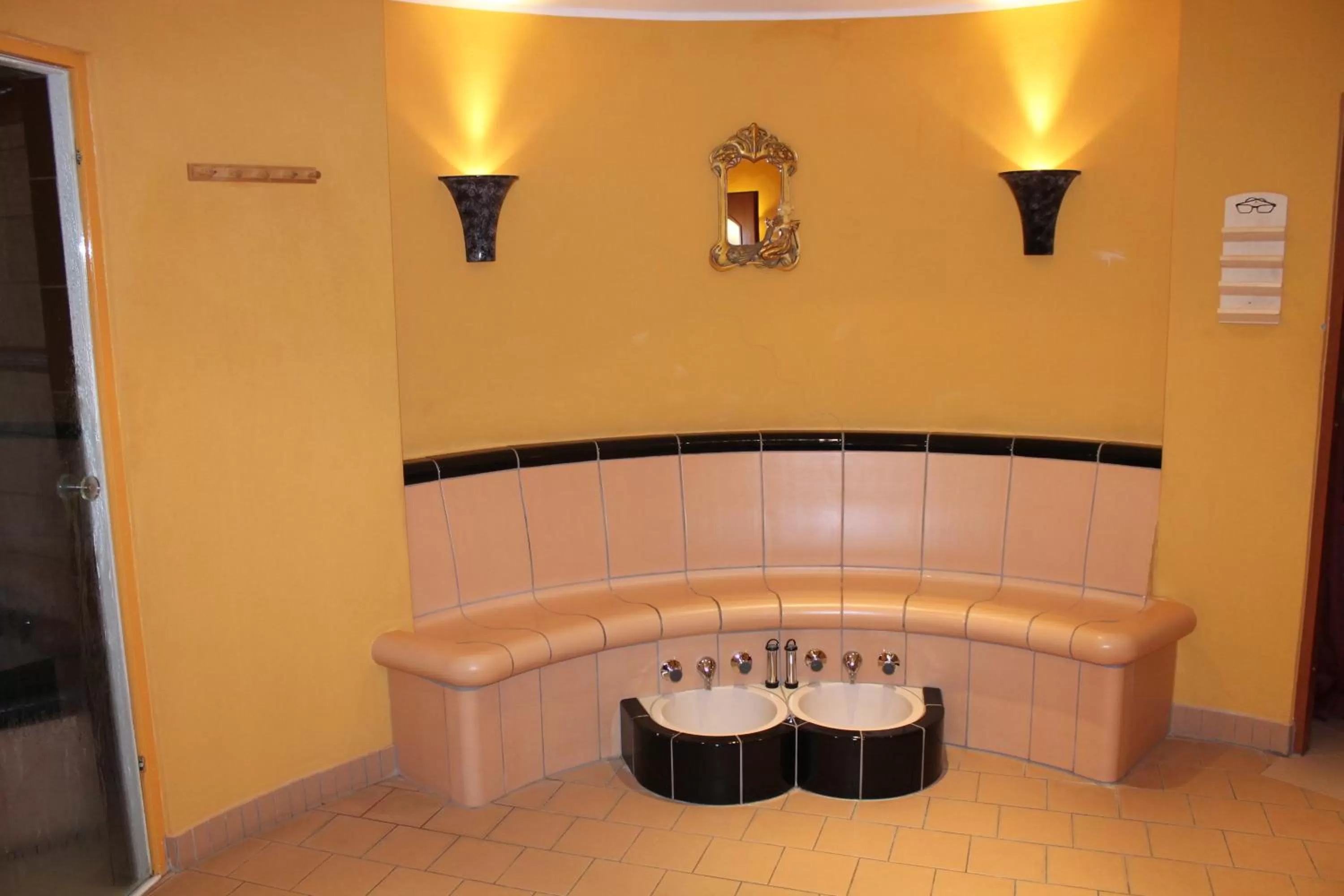 Spa and wellness centre/facilities in Hotel Balneolum Superior