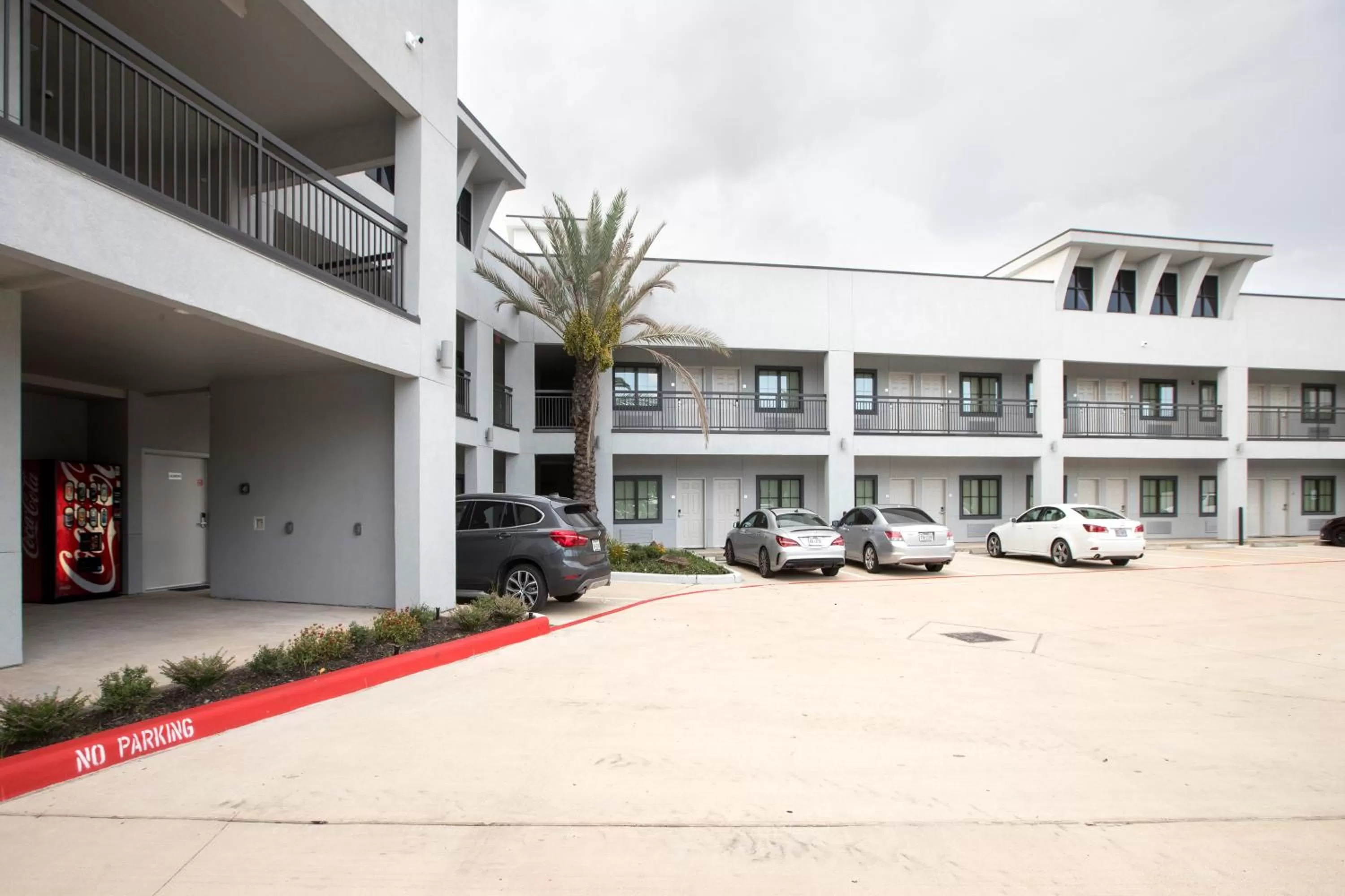 Property building in House Hotel