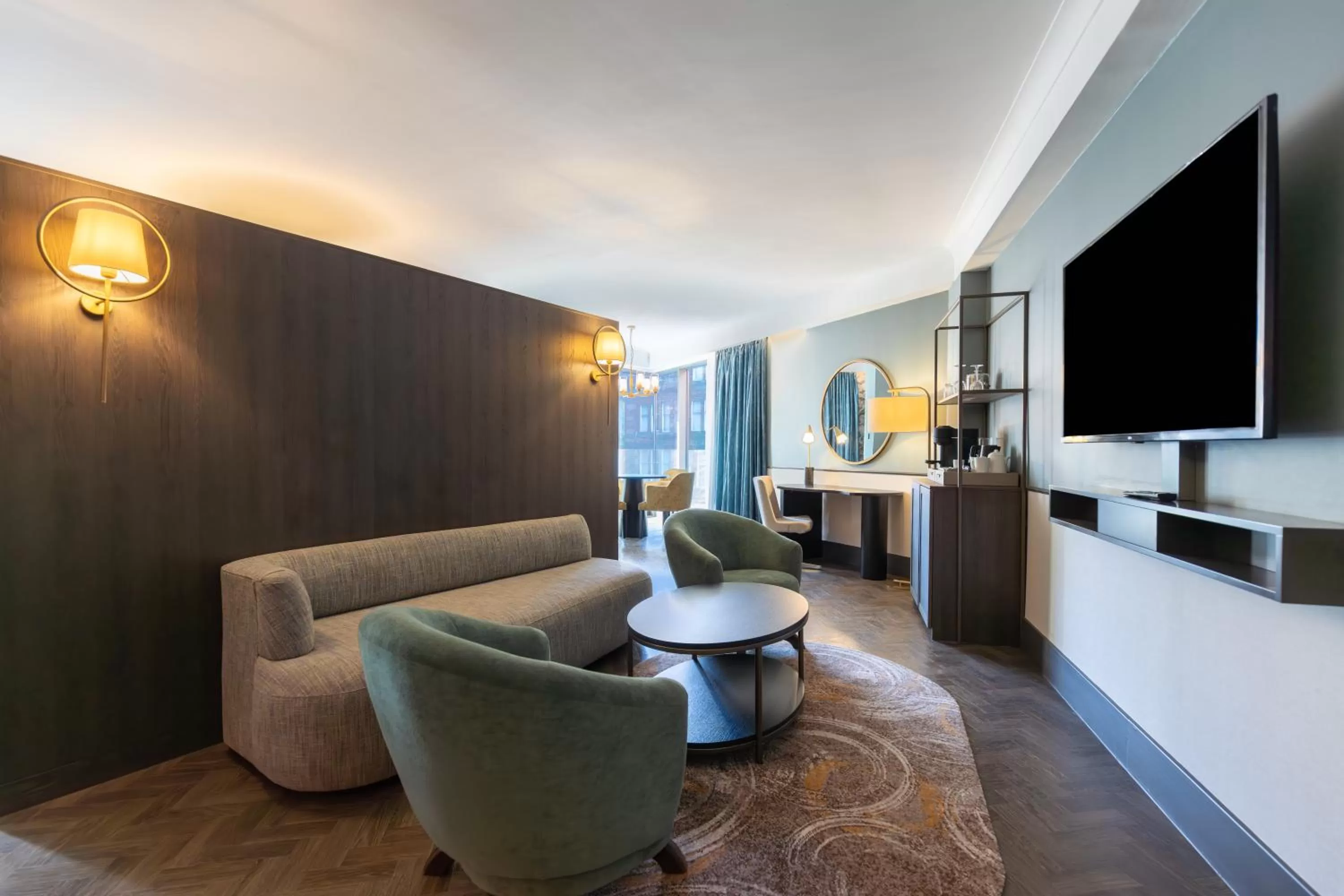 Living room in Radisson Blu Hotel, Glasgow