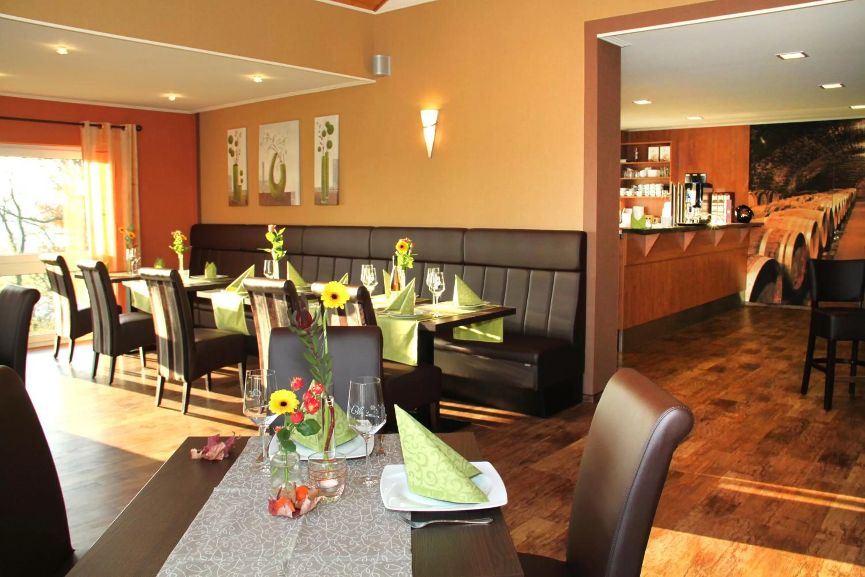 Restaurant/places to eat in Landhotel Karrenberg