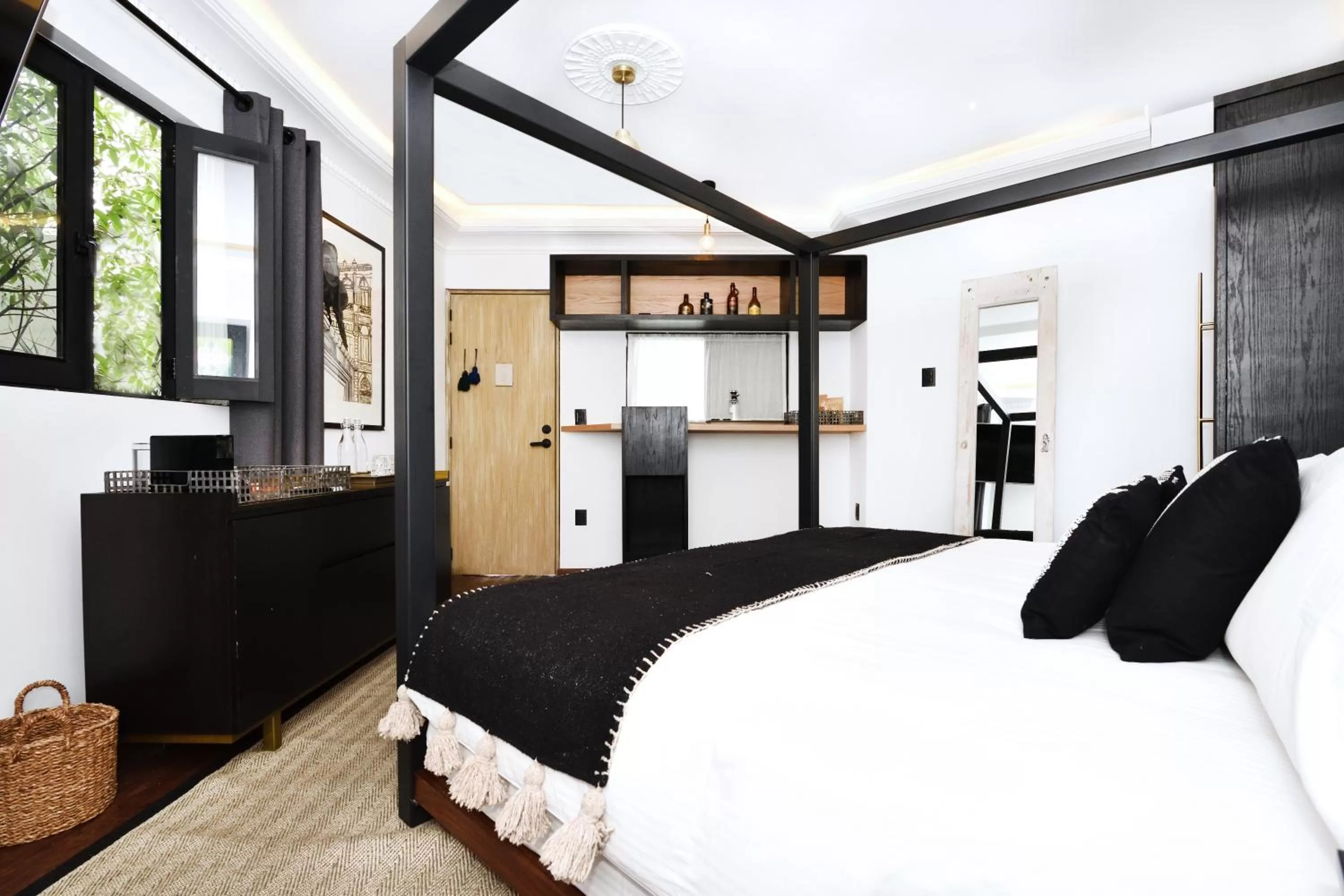 Bed in Orchid House Mexico City