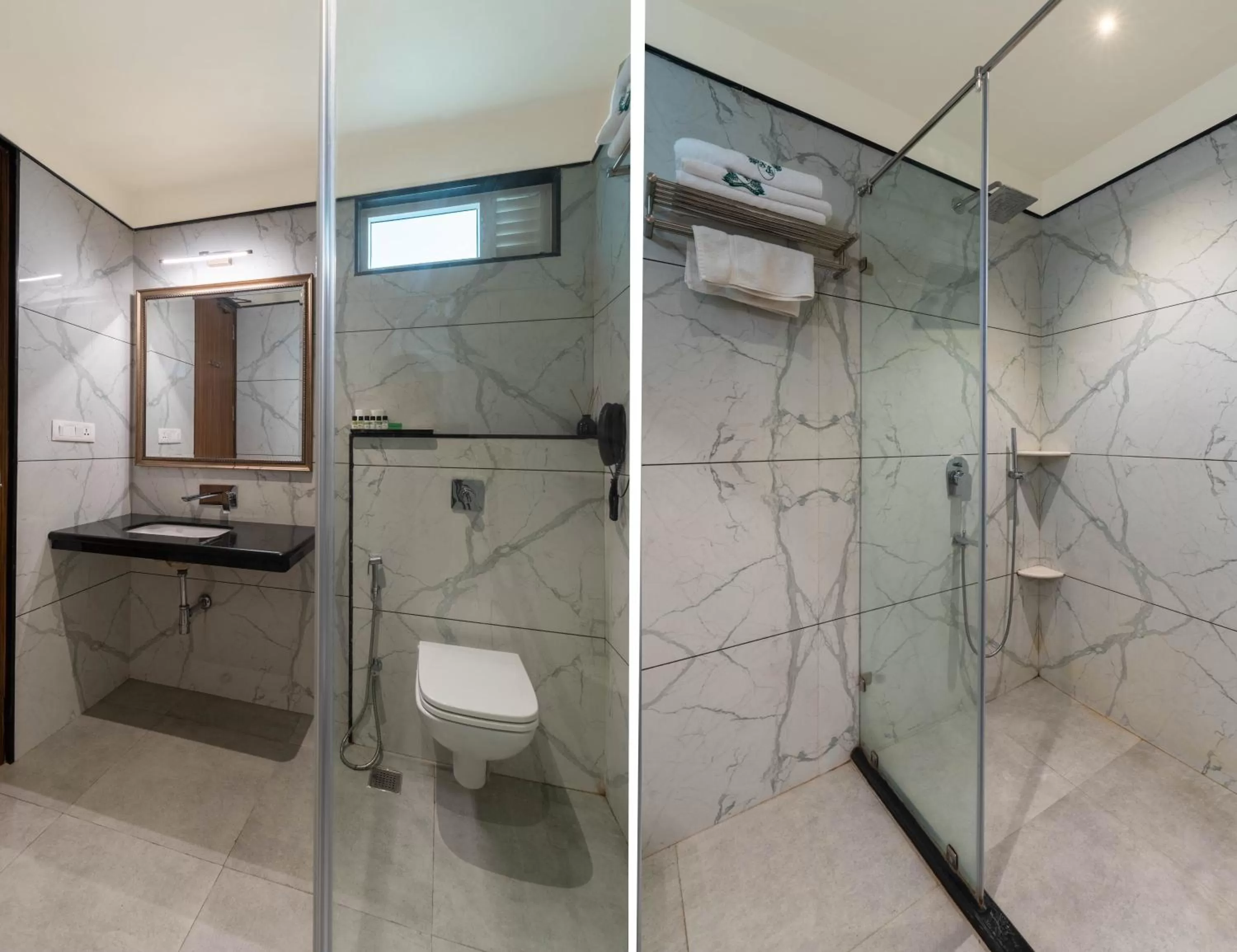 Bathroom in Panna Vilas - A Lake Facing Boutique Hotel