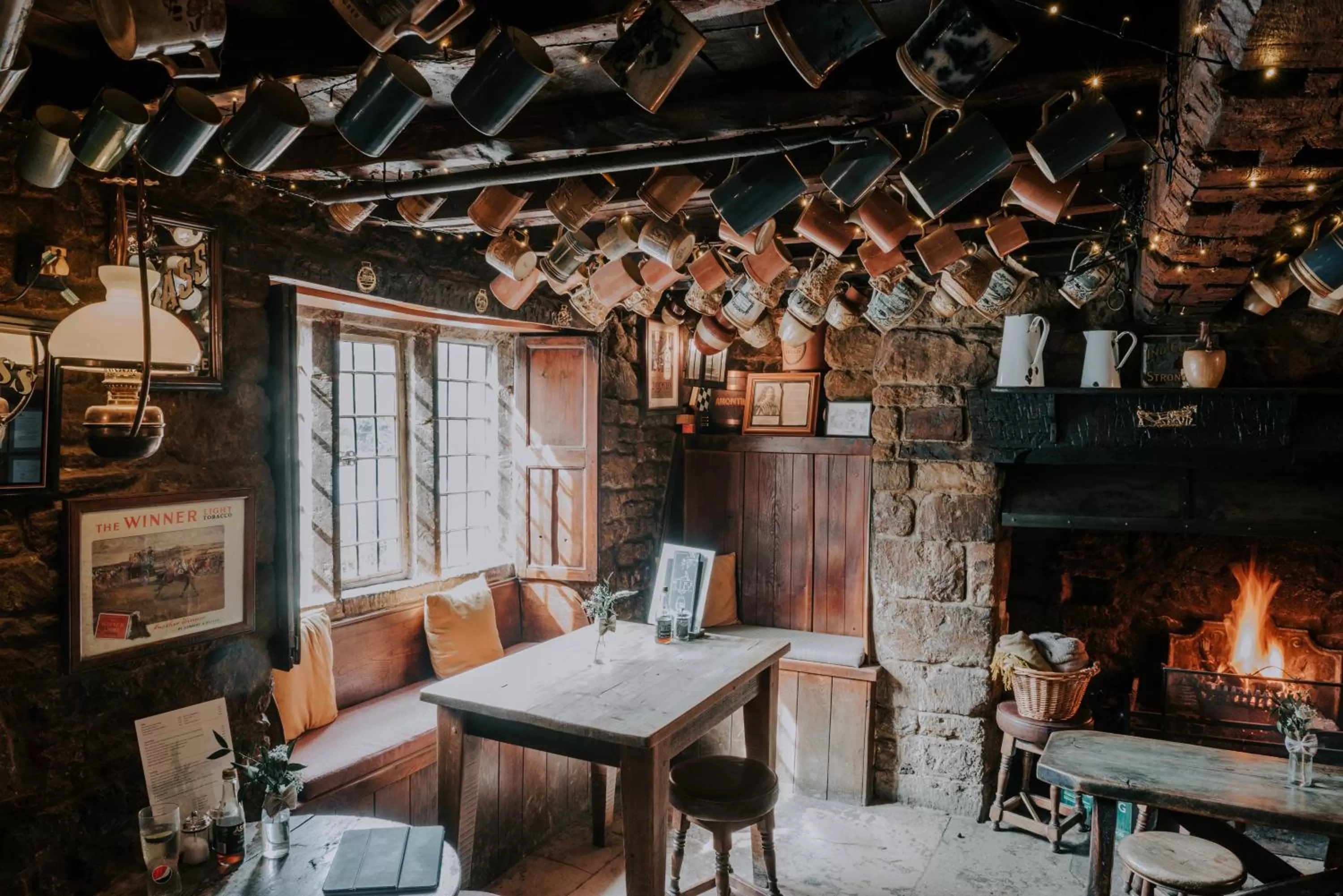 Restaurant/places to eat in The Falkland Arms