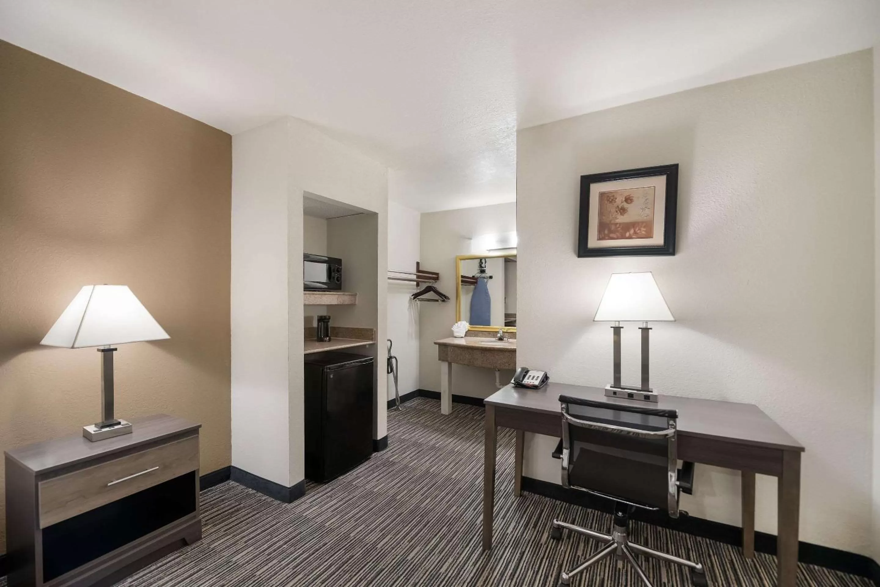 Bedroom in Quality Inn & Suites Lufkin